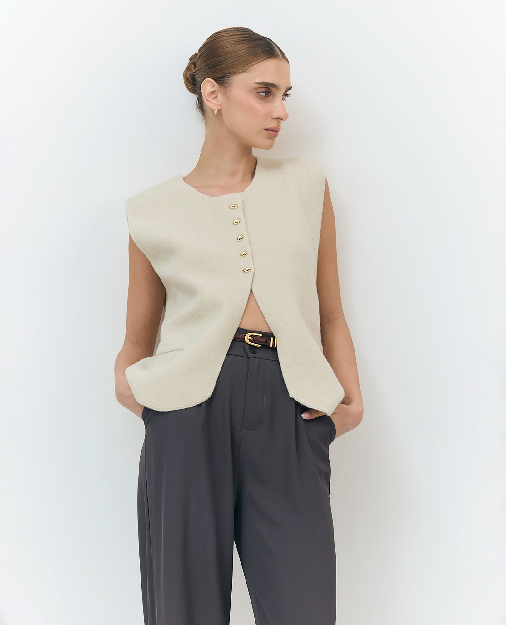 ווסט סריג מחוייט - B Unique - ווסטים