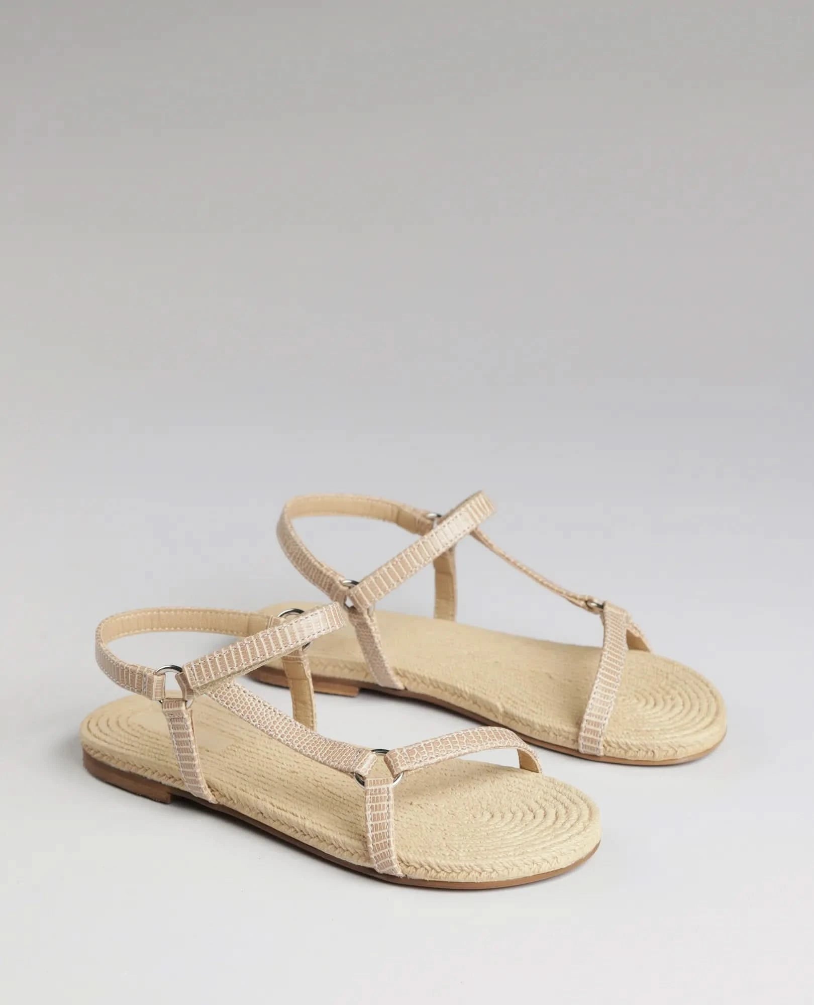 סנדלים שטוחים - ז'קלין - B Unique