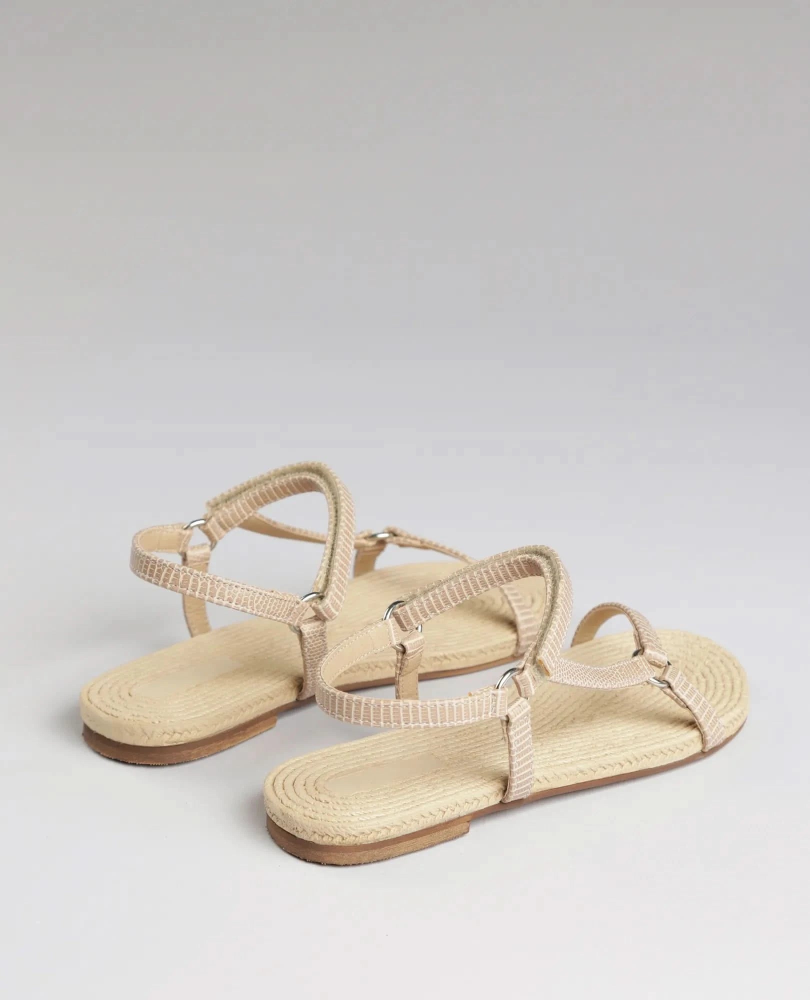 סנדלים שטוחים - ז'קלין - B Unique