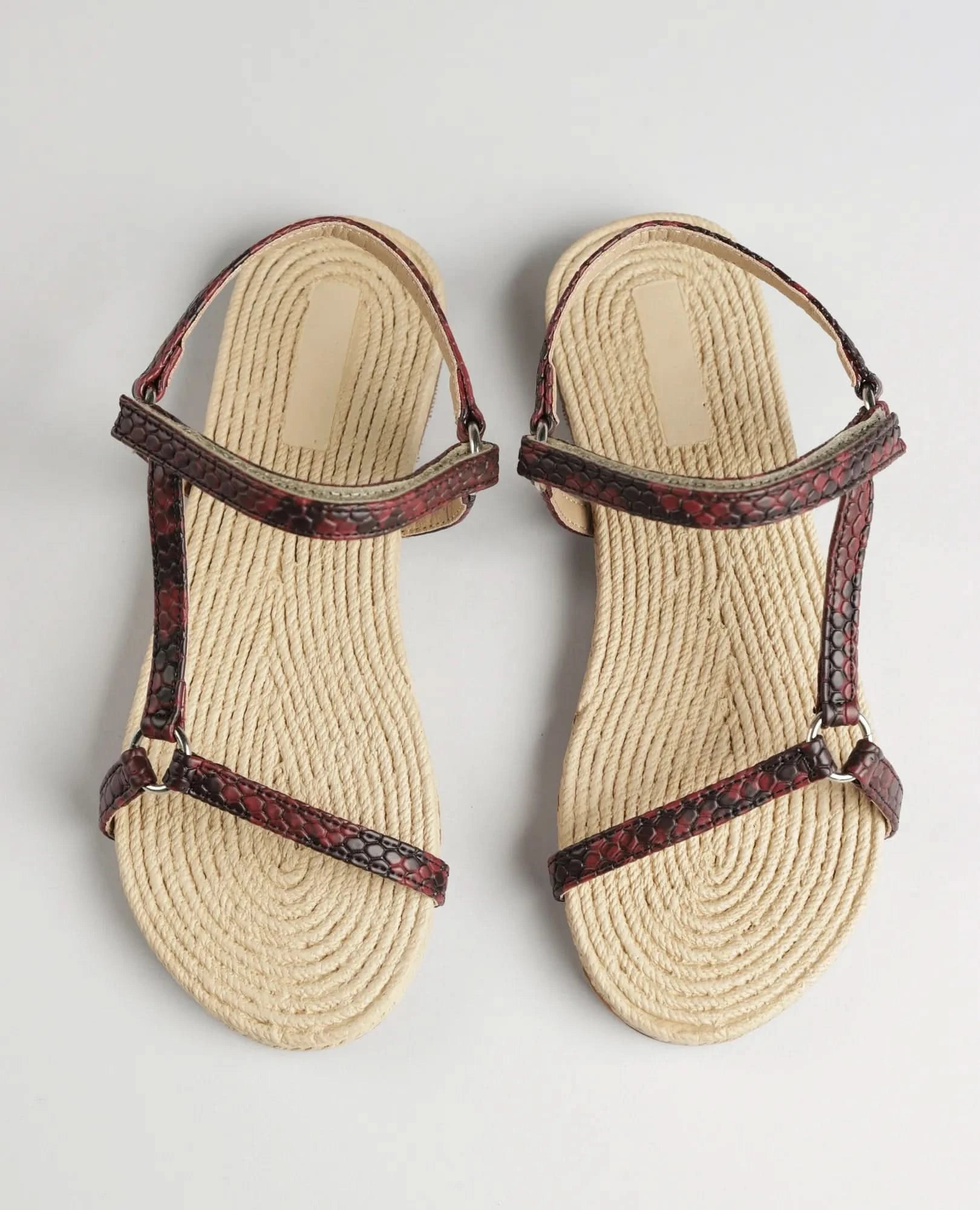 סנדלים שטוחים - ז'קלין - B Unique