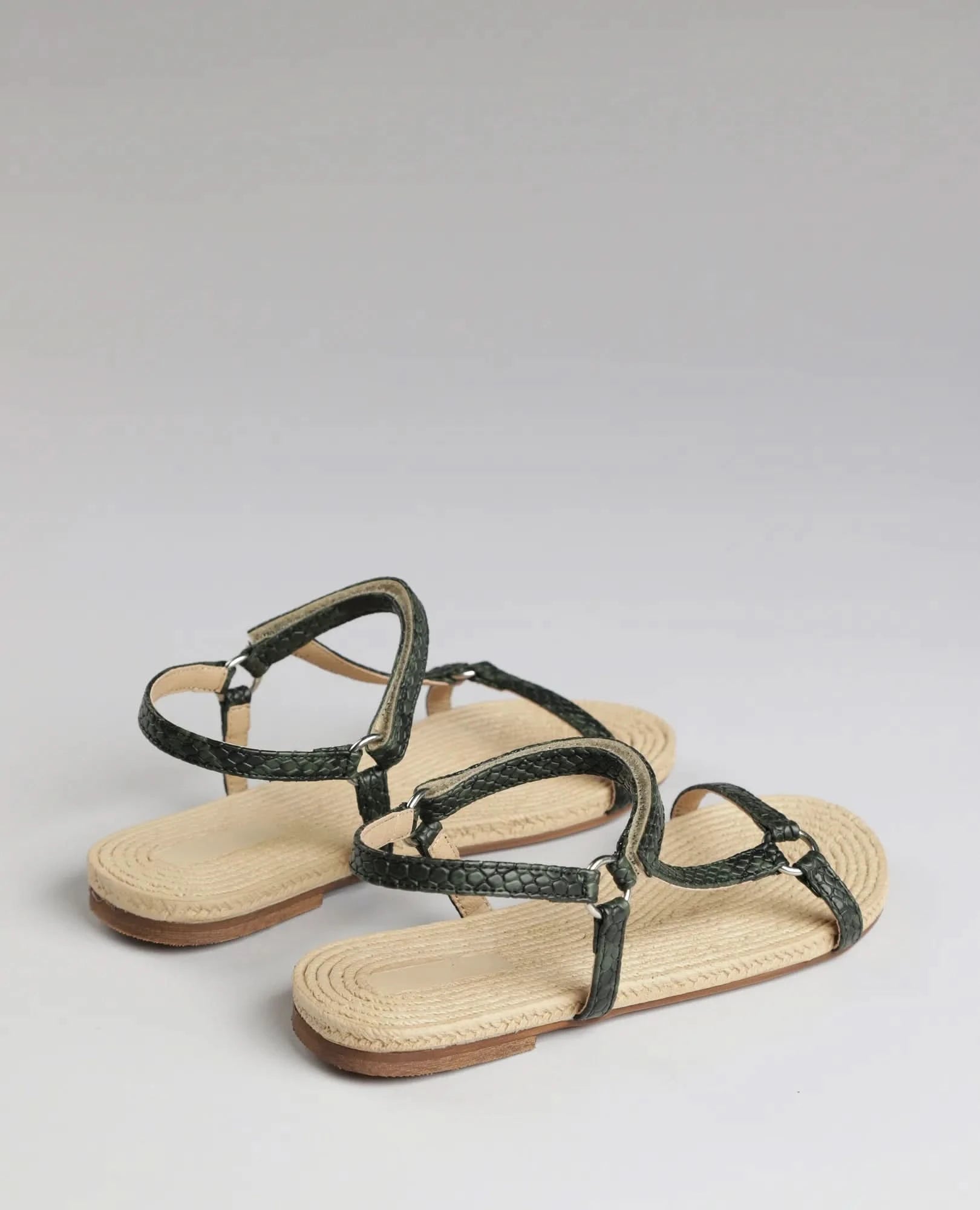 סנדלים שטוחים - ז'קלין - B Unique