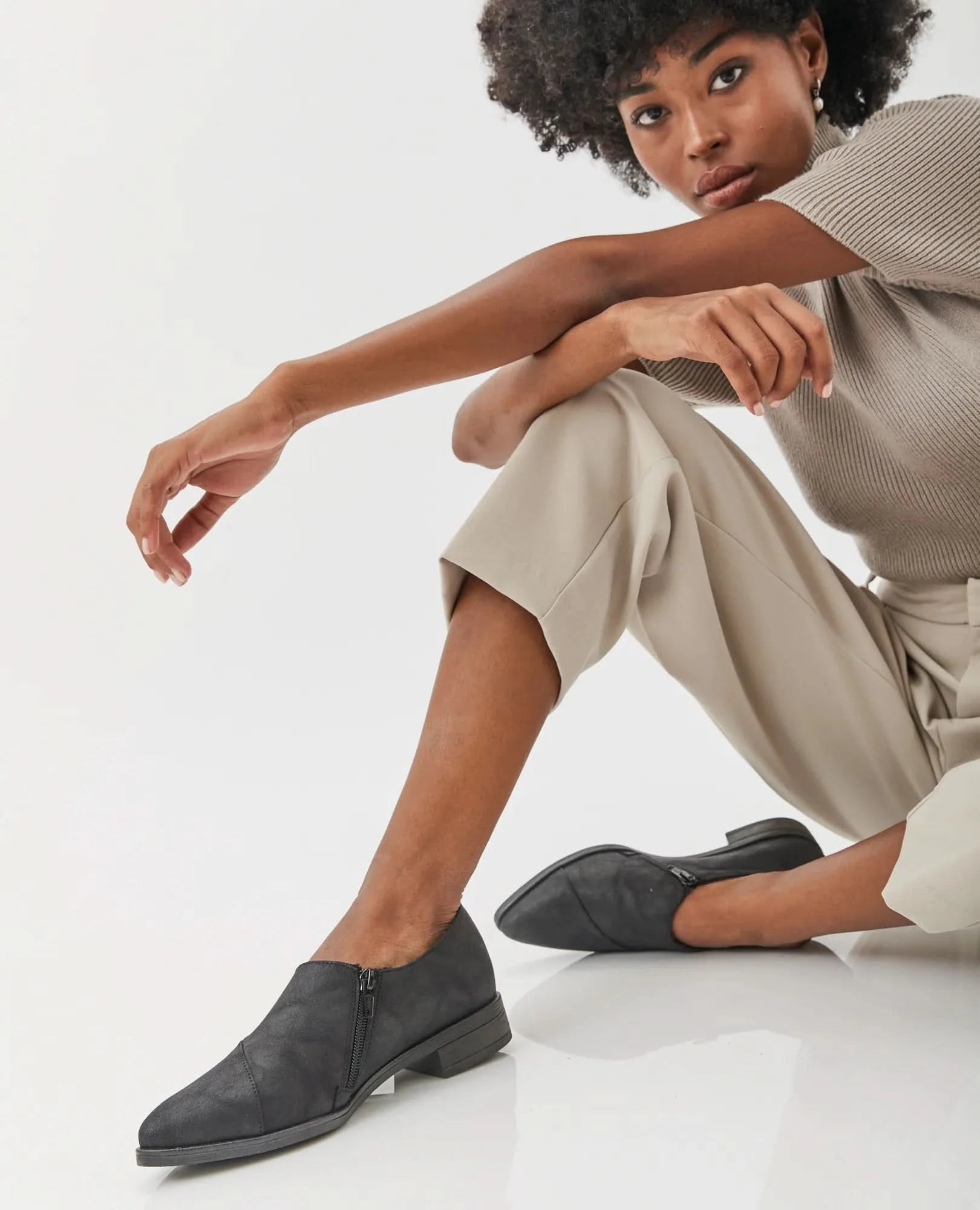 נעל לאופר- אור