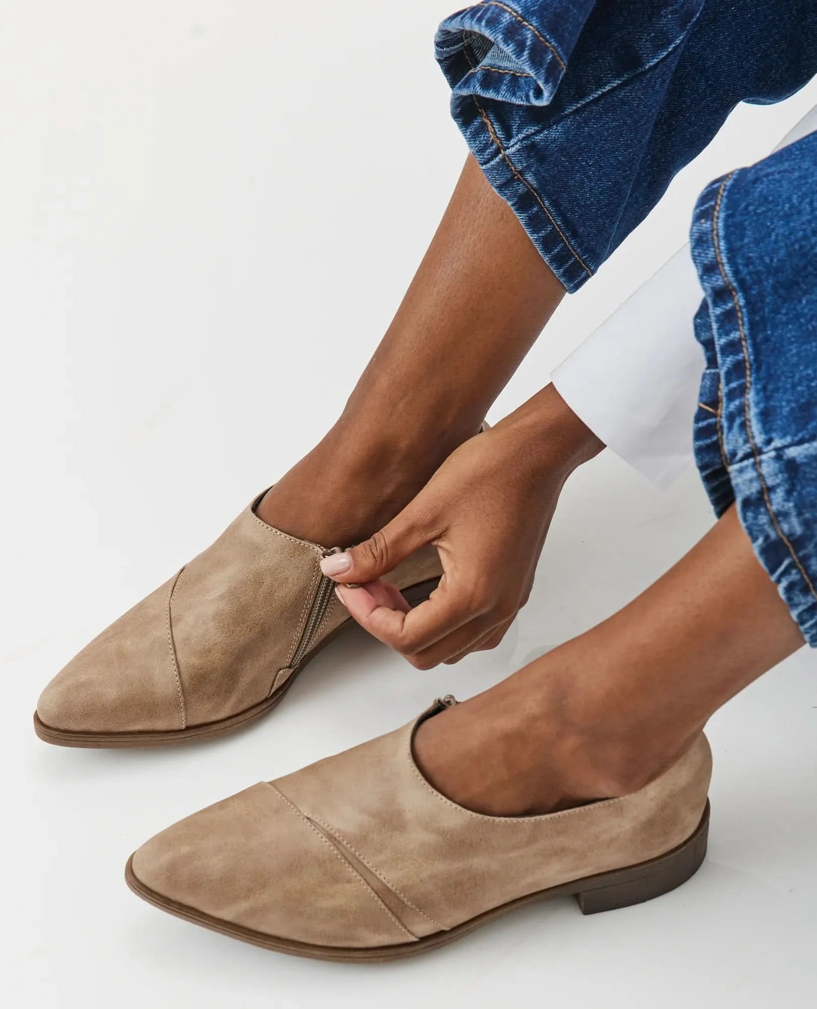 נעלי לאופר- אור - B Unique