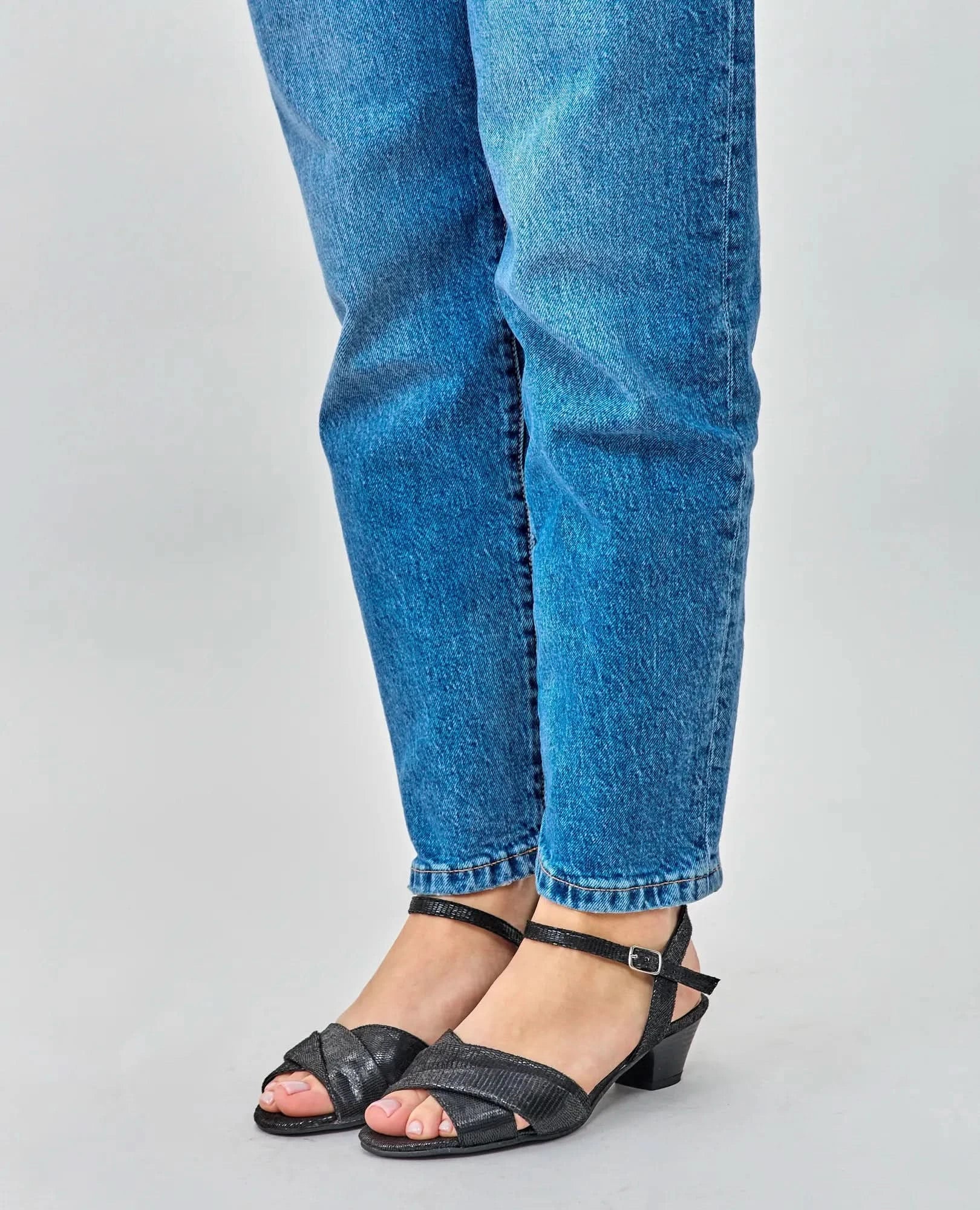 סנדלי עקב - ברידג'ט - B Unique