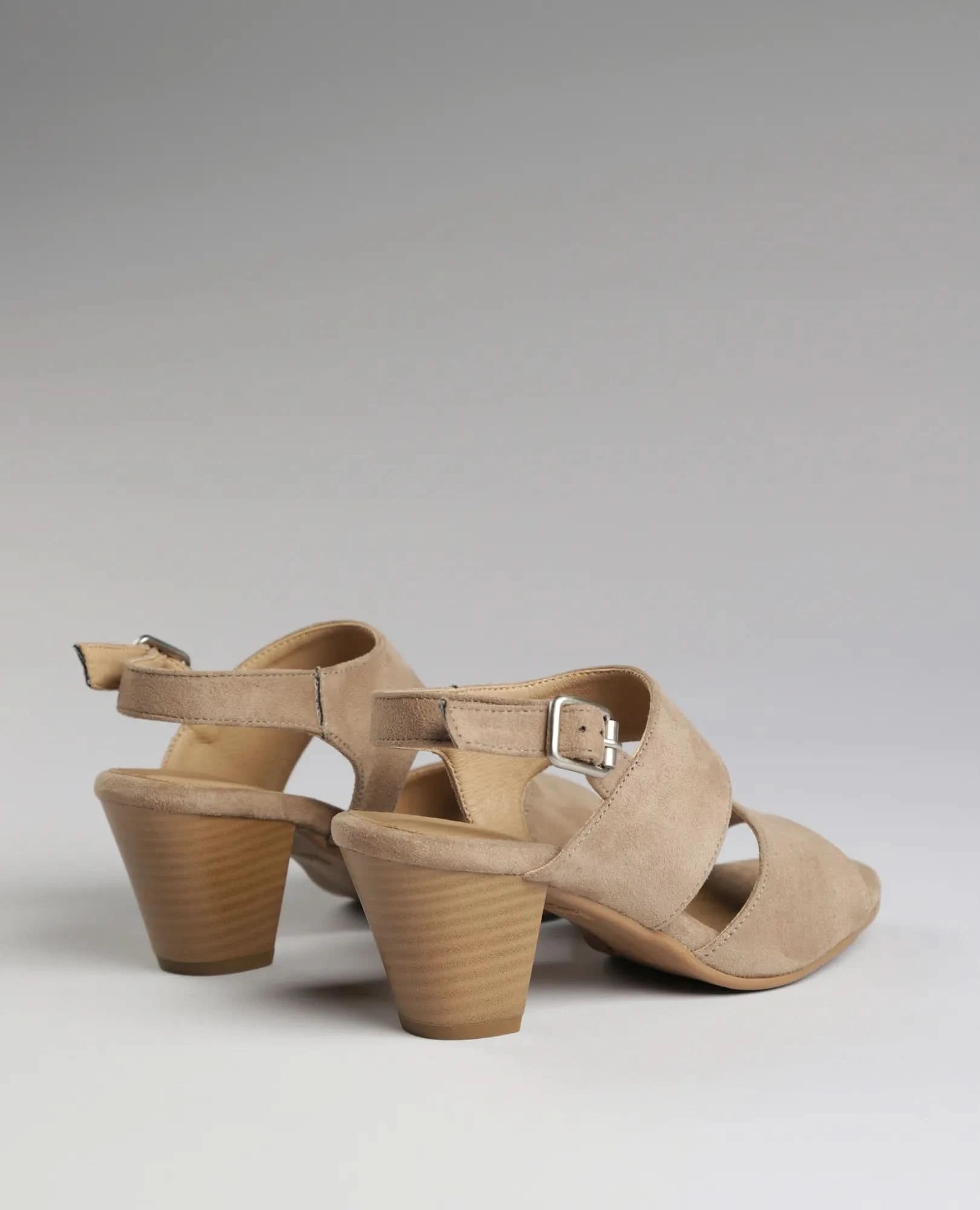 סנדלי עקב- סימון - B Unique