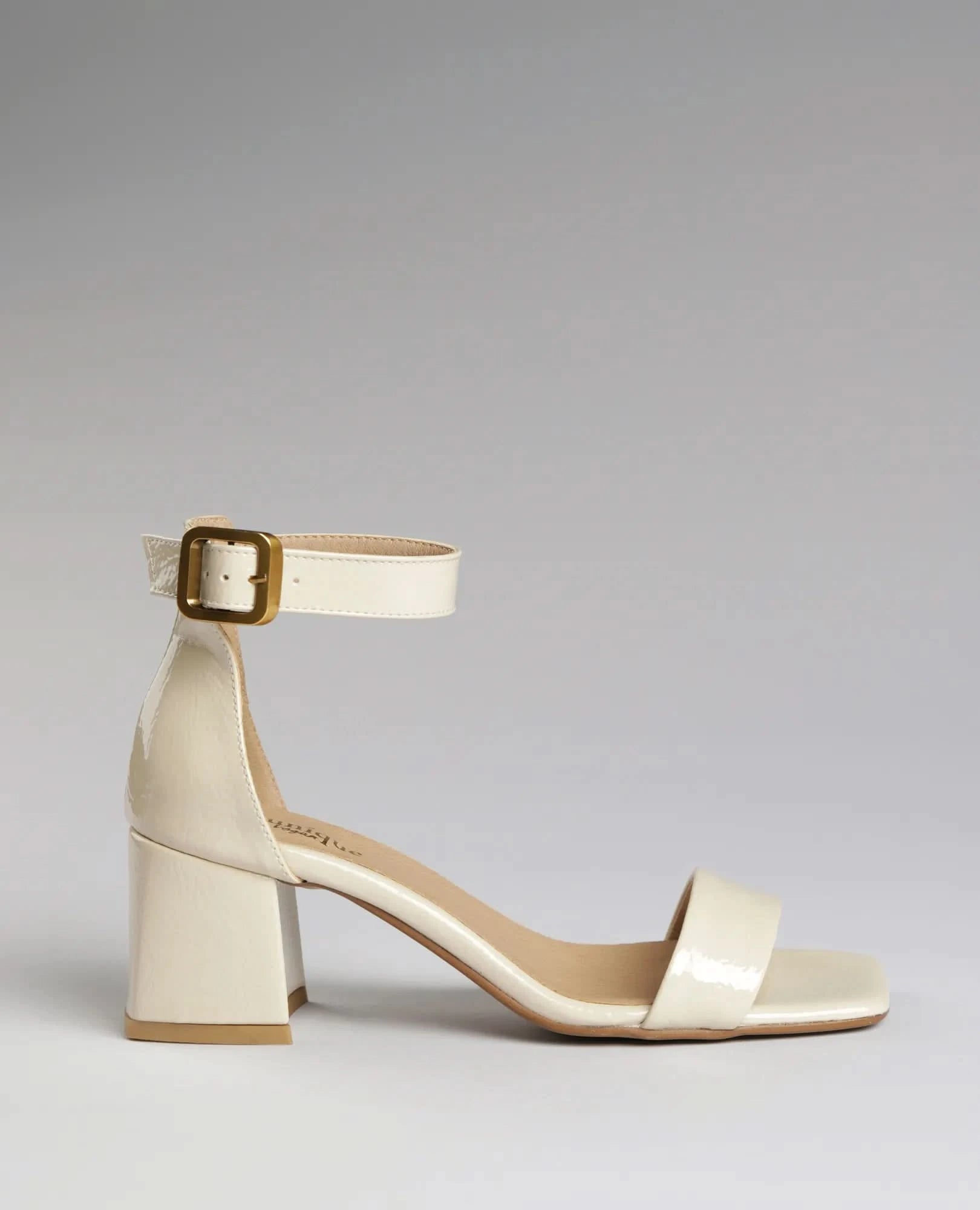 סנדלי עקב - פטרישה - B Unique