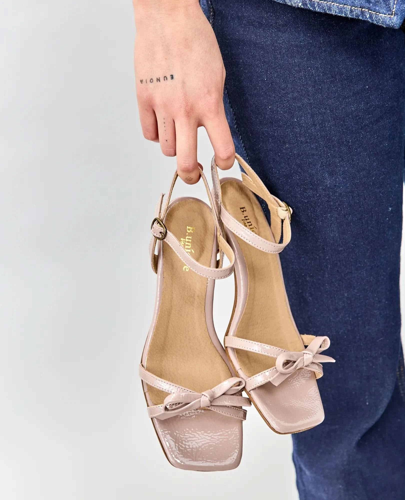 סנדלי עקב - רוזילנד - B Unique