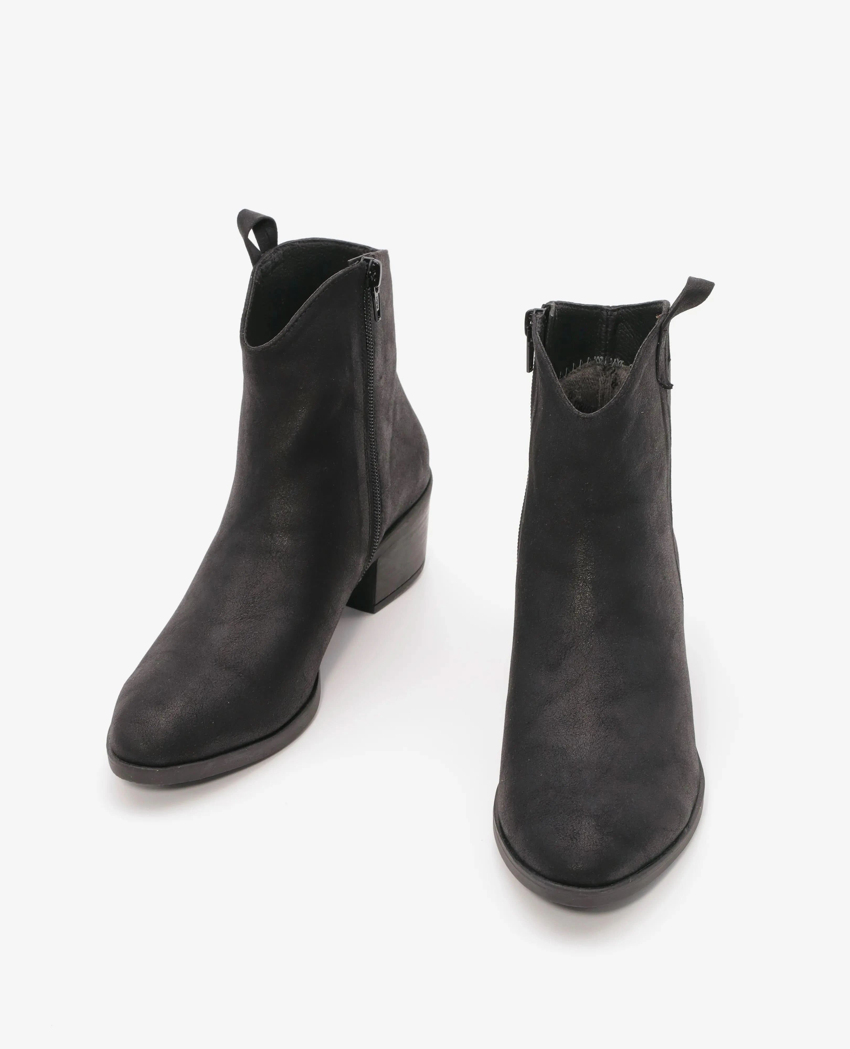 מגפוני בוקרים- עדי - B Unique