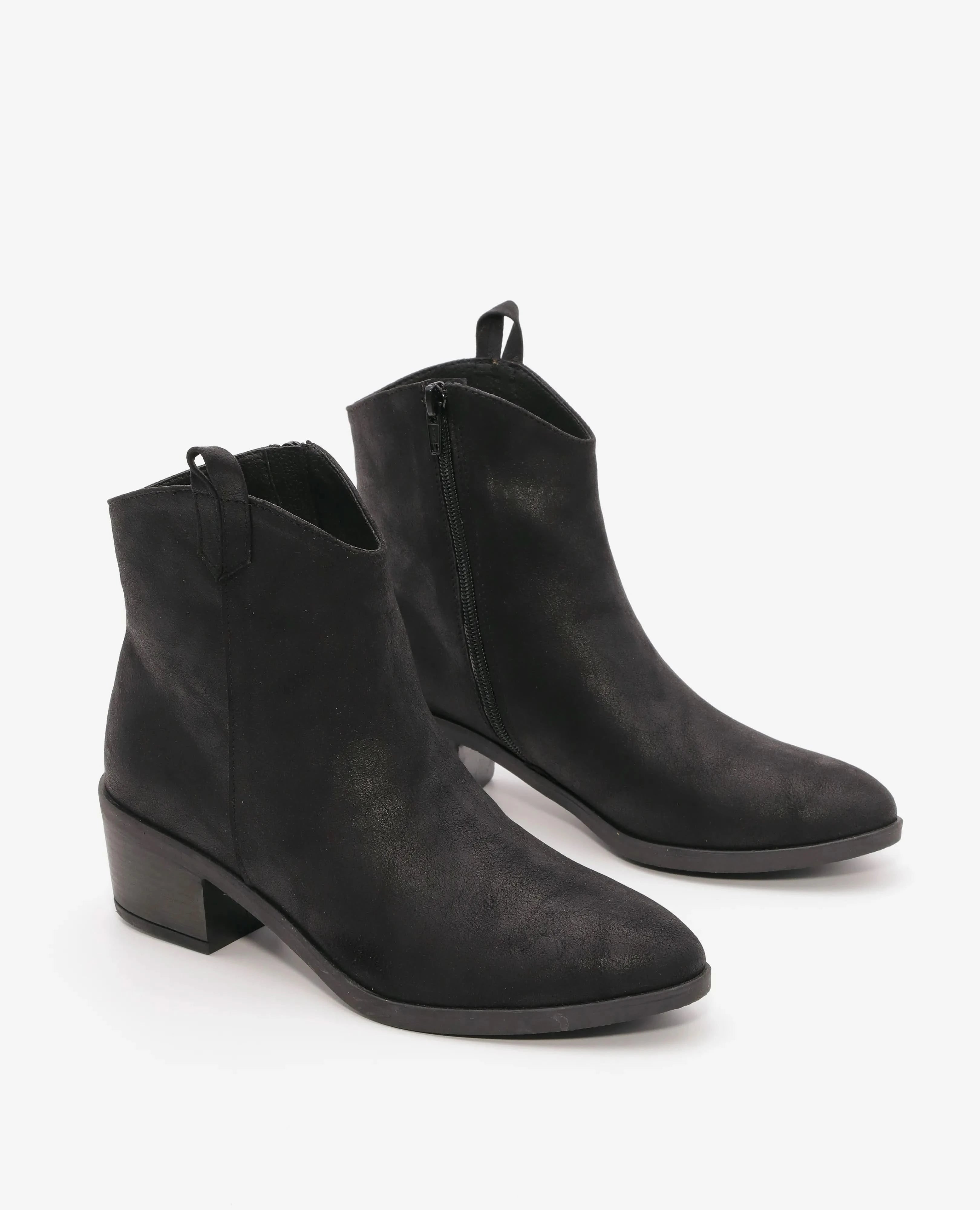 מגפוני בוקרים- עדי - B Unique