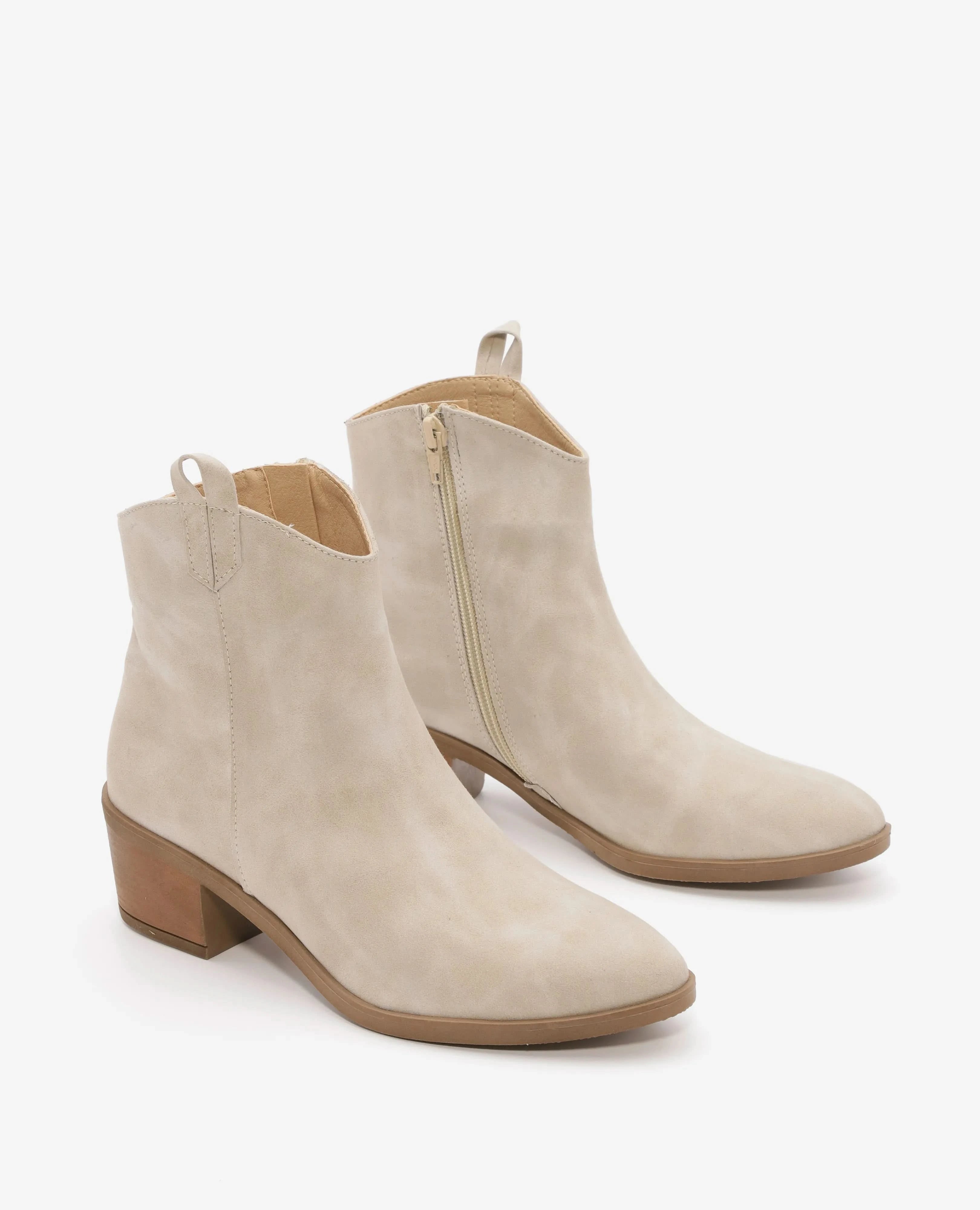 מגפוני בוקרים- עדי - B Unique