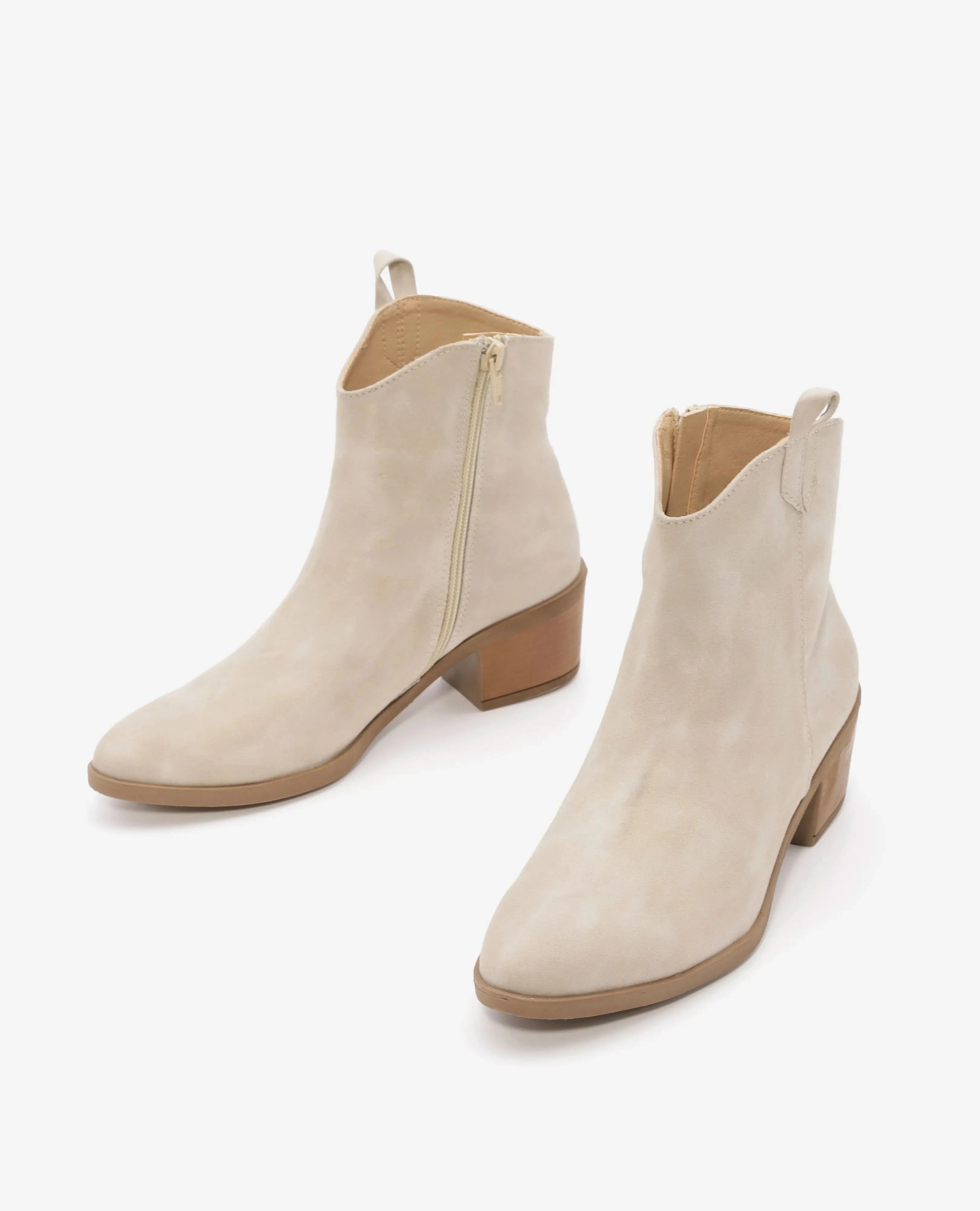 מגפוני בוקרים- עדי - B Unique