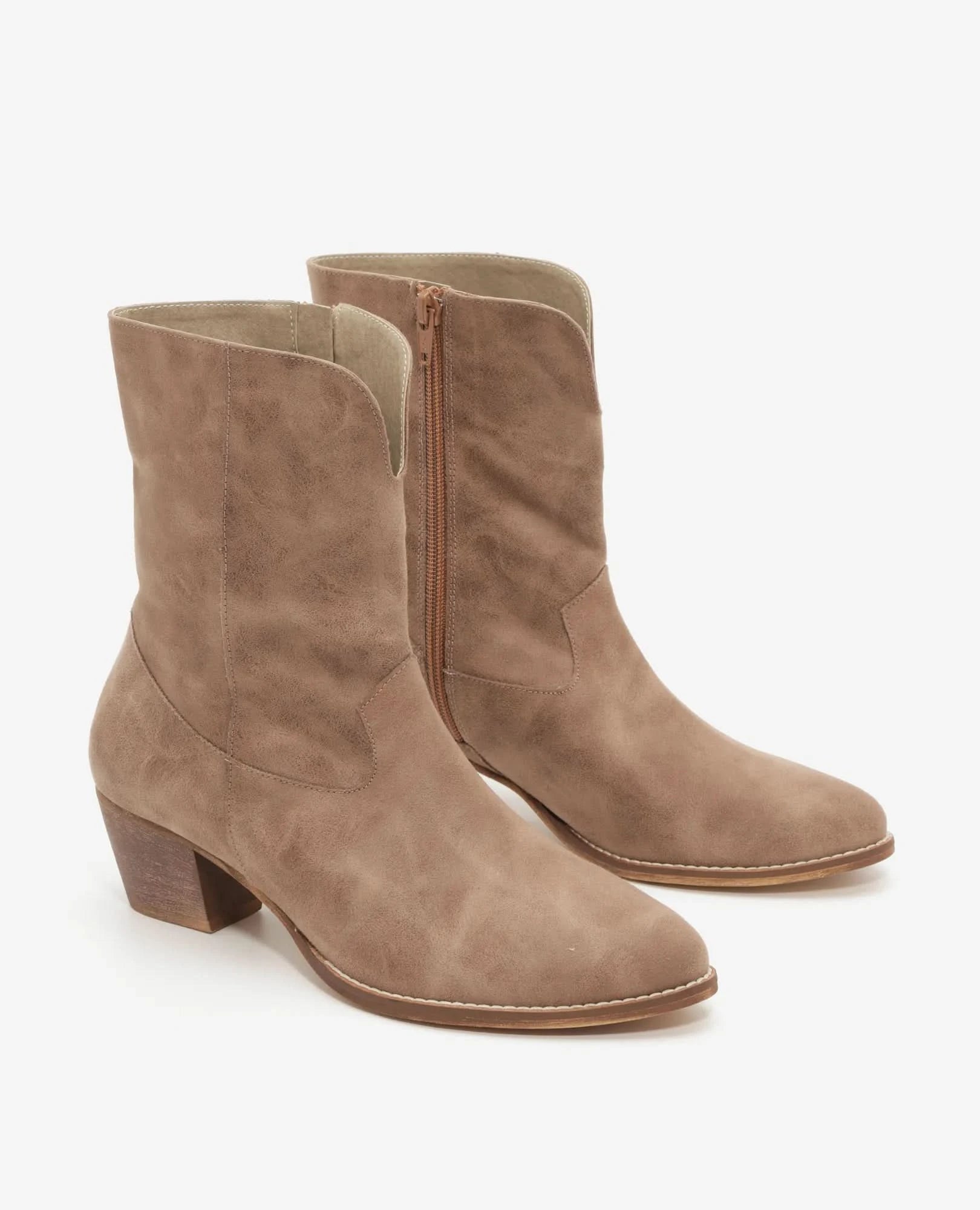 סמדר-מגפון בוקרים שפיץ