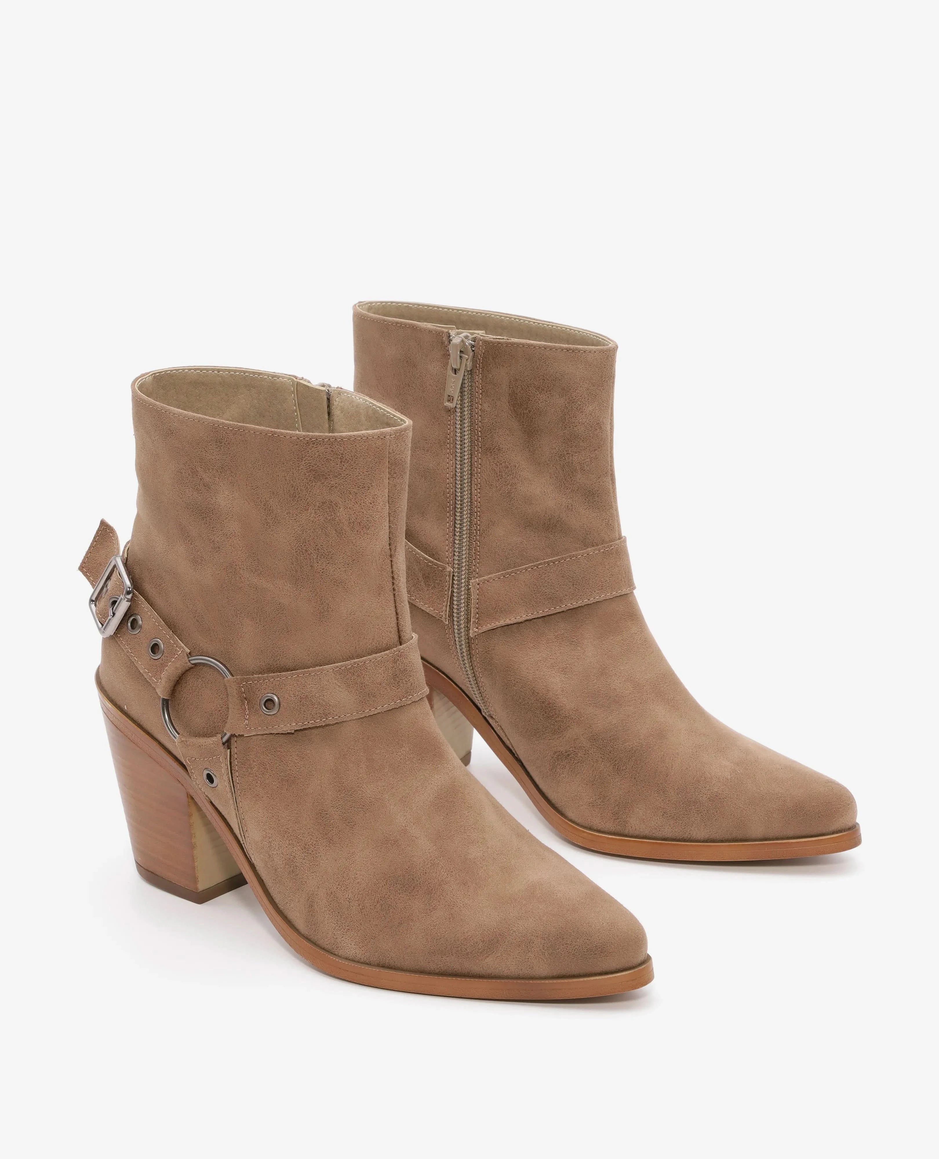 מגפוני עקב- איבון - B Unique