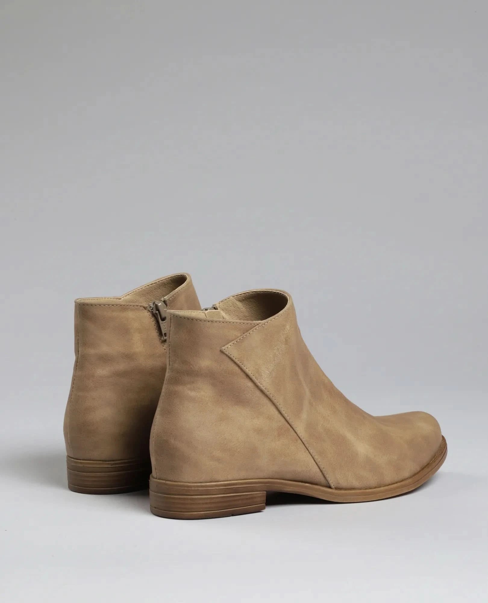 מגפונים שטוחים- נויה - B Unique - מגפונים