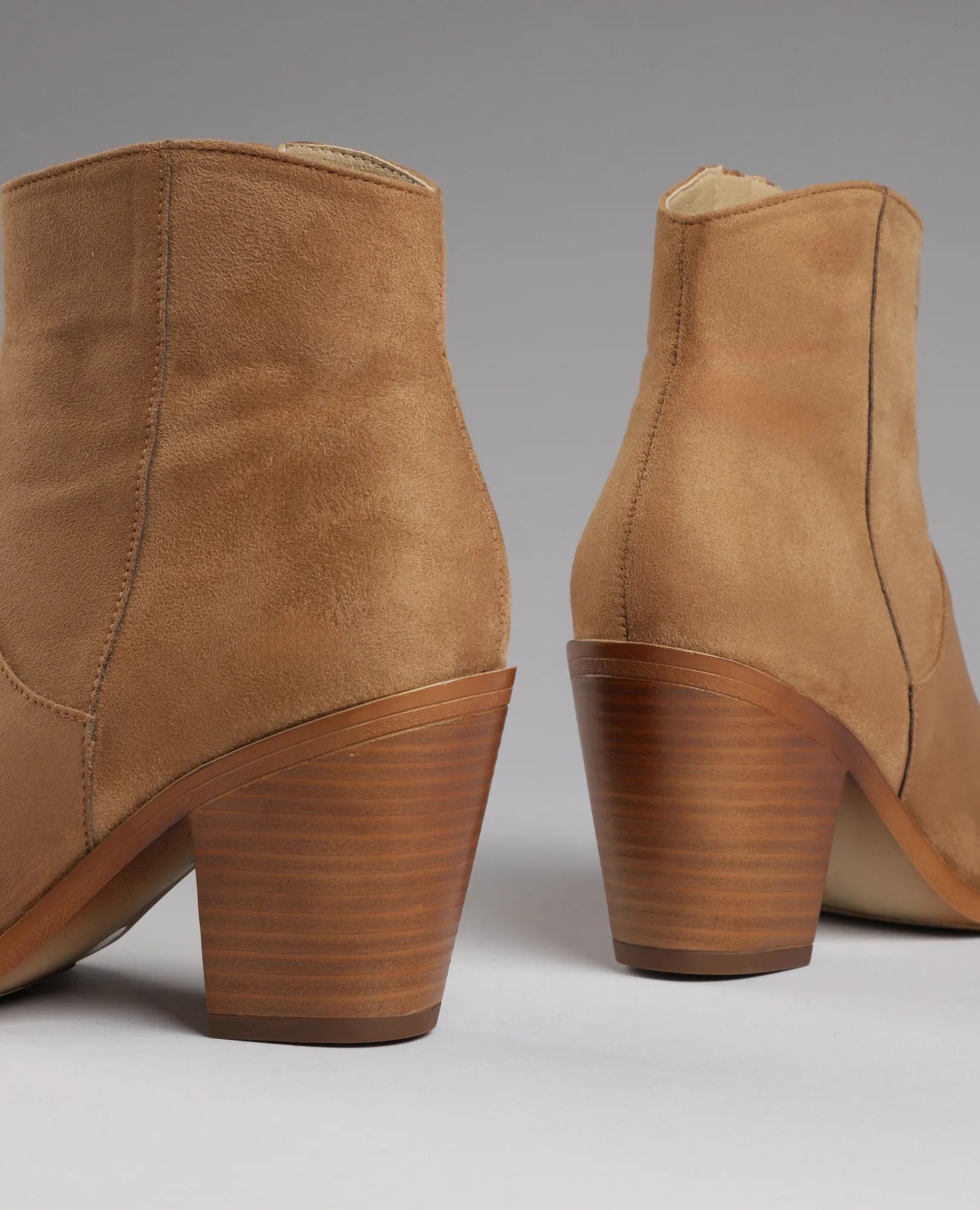 מגפוני בוקרים- תאיר