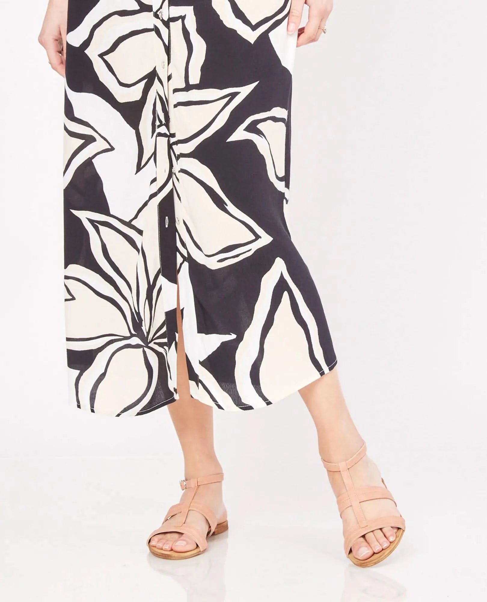 סנדל רצועות דקות- פלור- בי יוניק