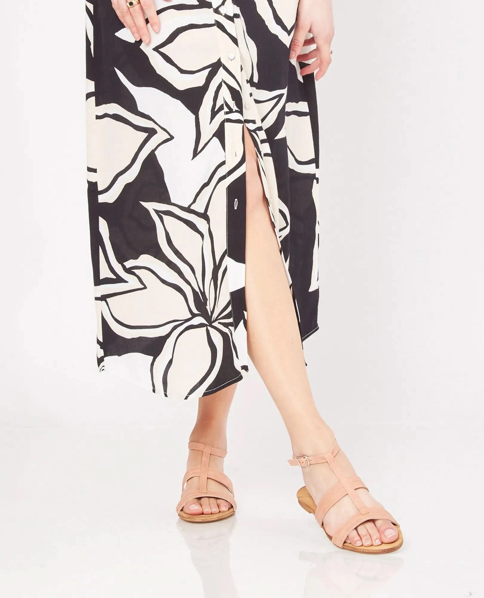 סנדל רצועות דקות- פלור- בי יוניק