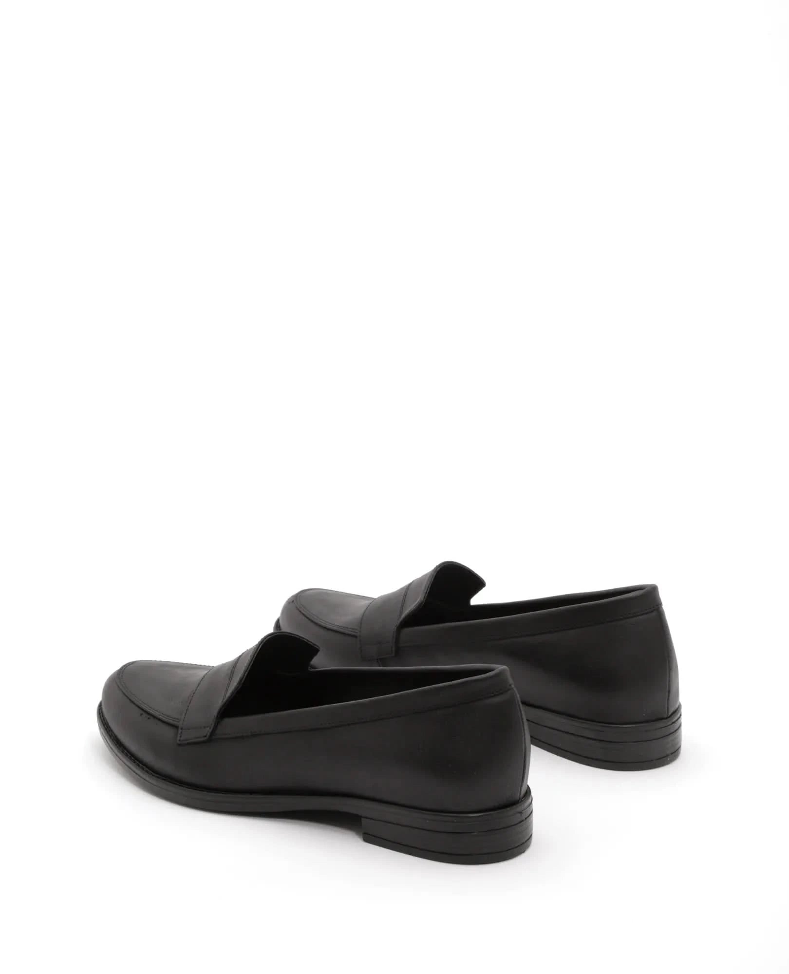 נעלי מוקסין טבעוניות- שילה - B Unique