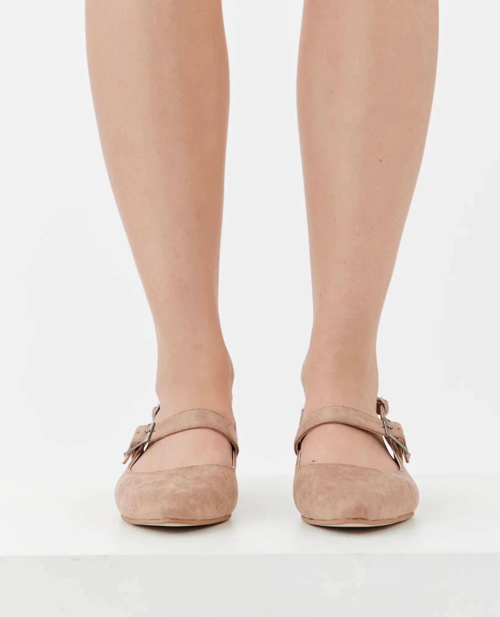 נעלי סירה- חן