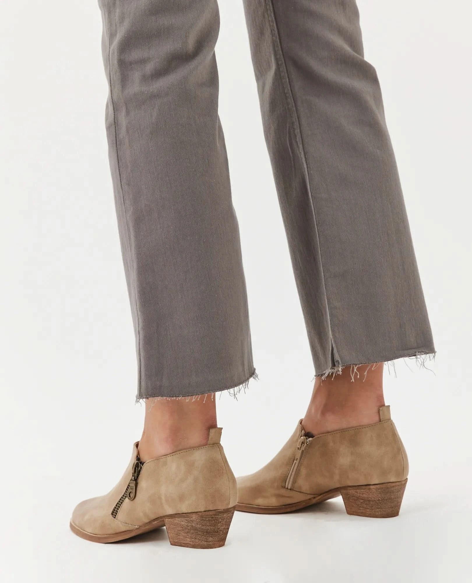 מגפונים קצרים- לני