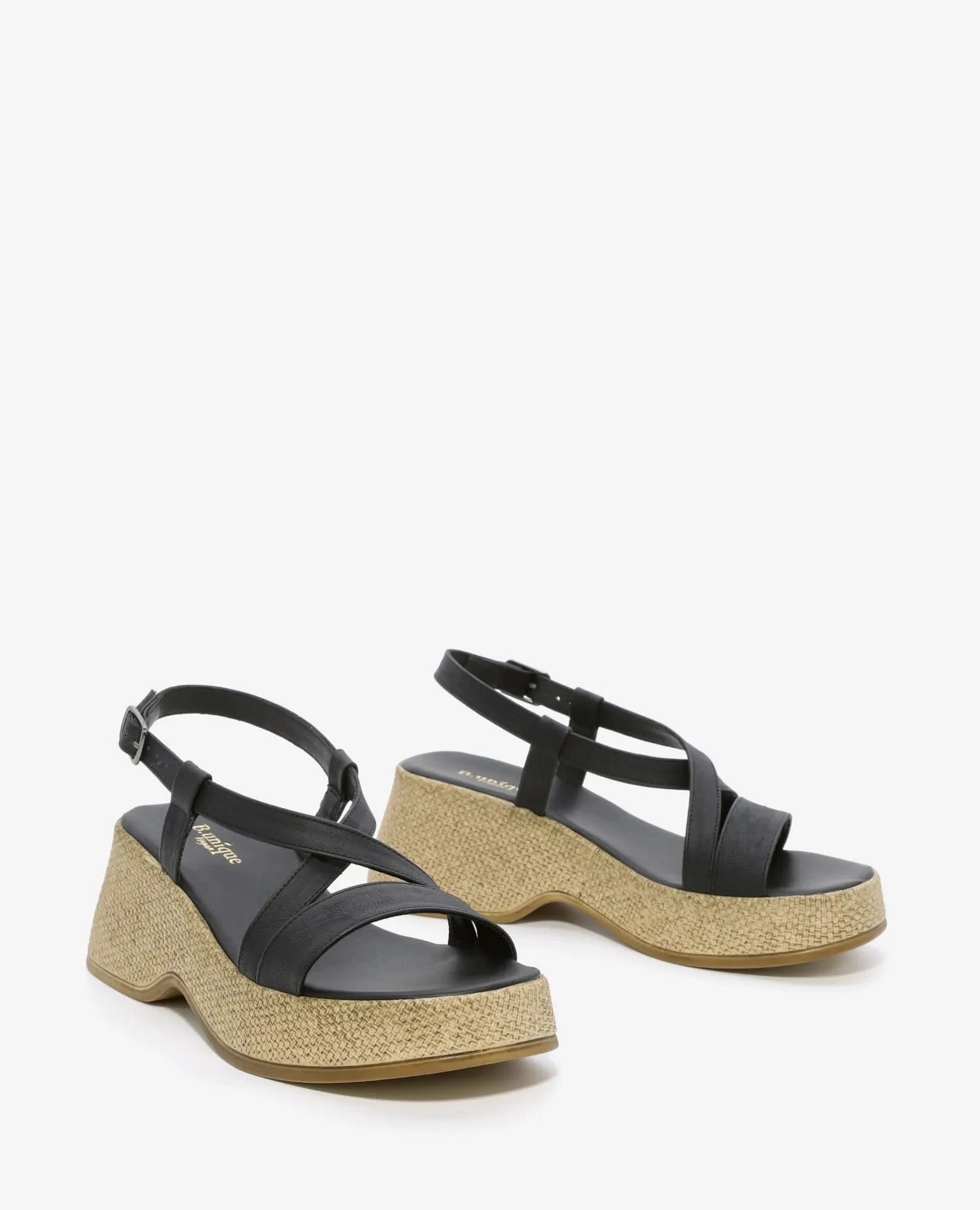 סנדלי פלטפורמה- פיבי