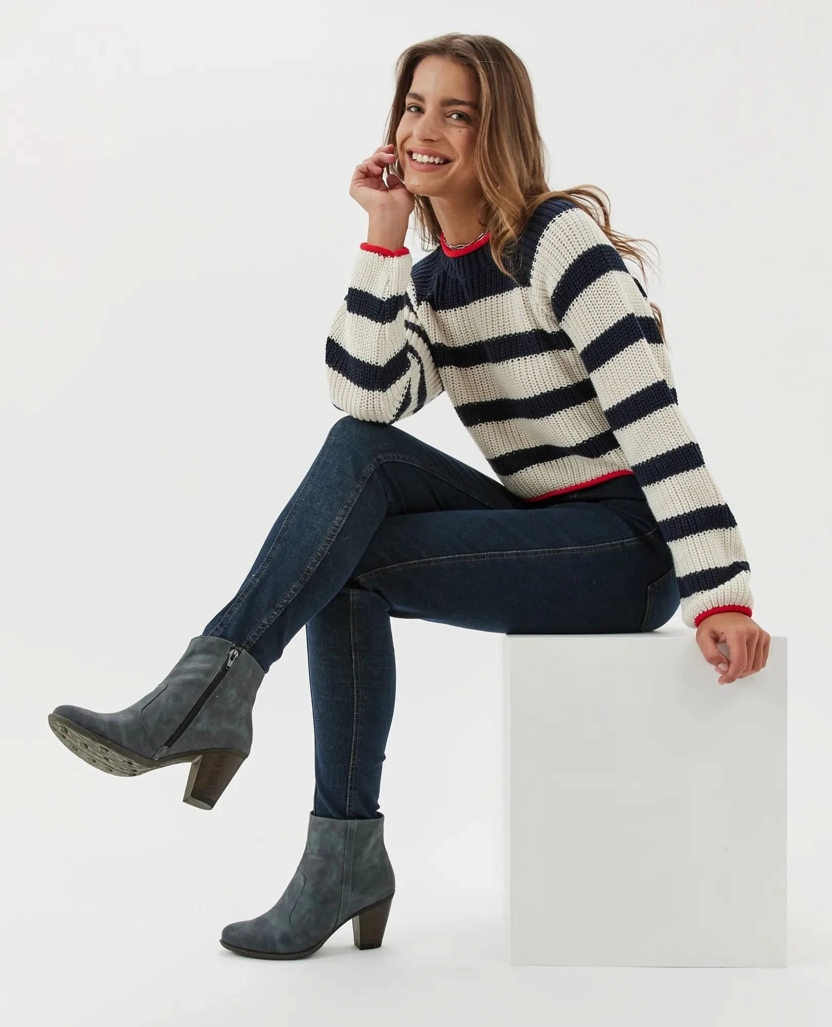 מגפוני עקב טבעוניים - ניל - B Unique