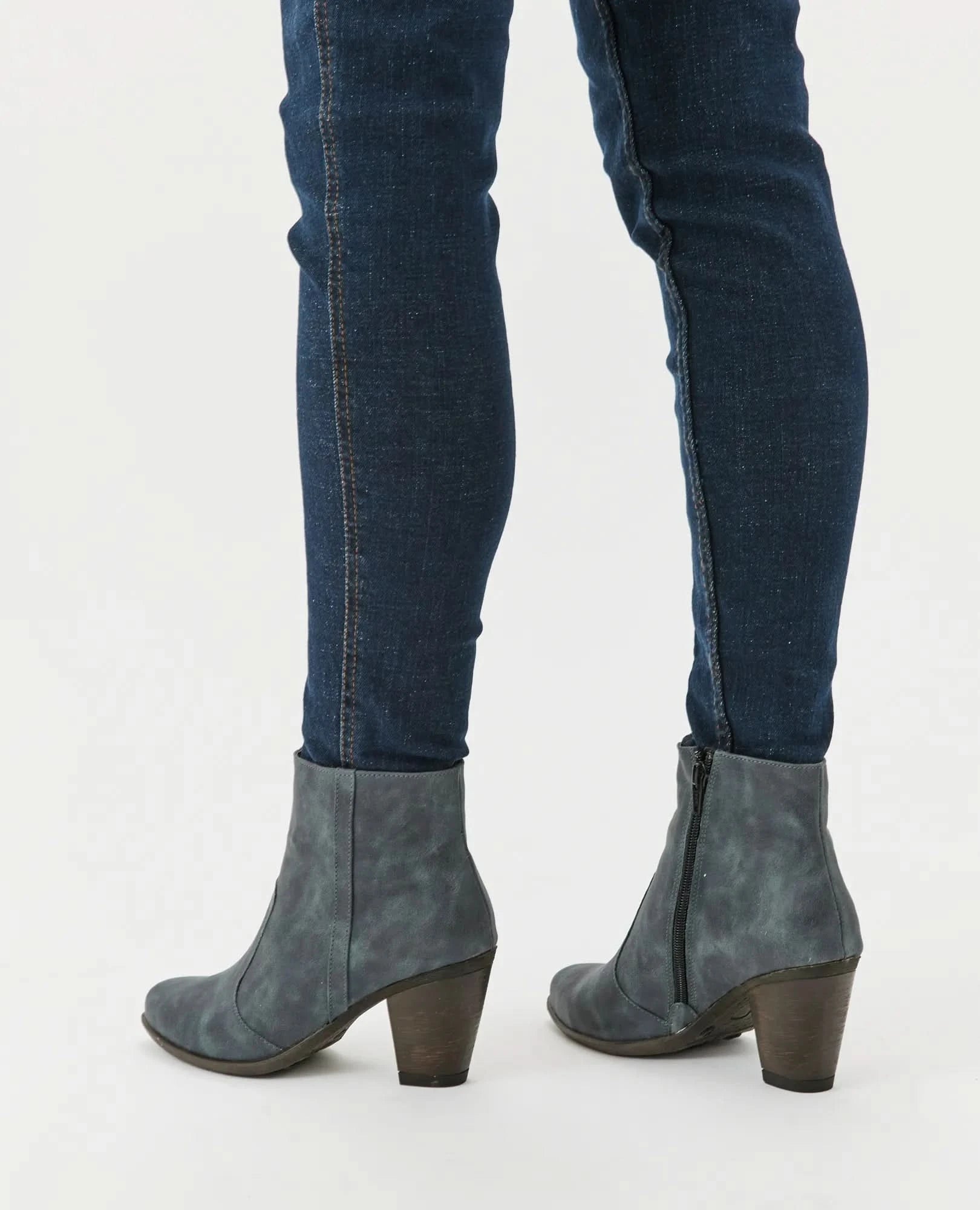 מגפוני עקב טבעוניים - ניל - B Unique