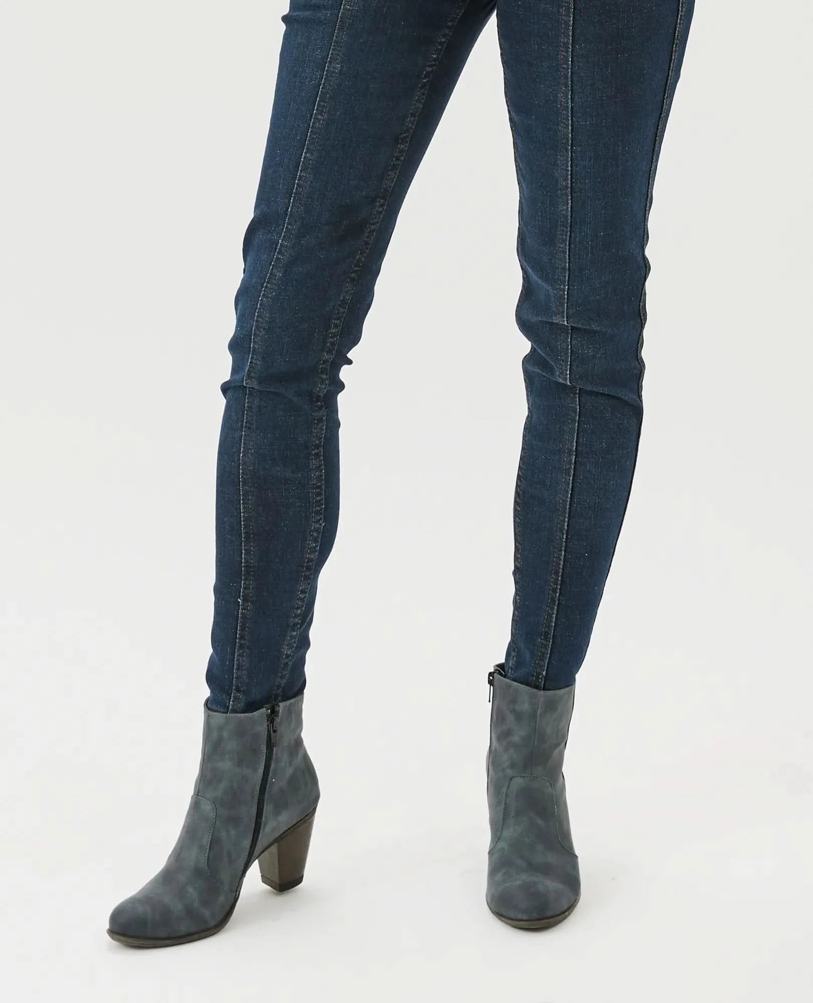 מגפוני עקב טבעוניים - ניל - B Unique