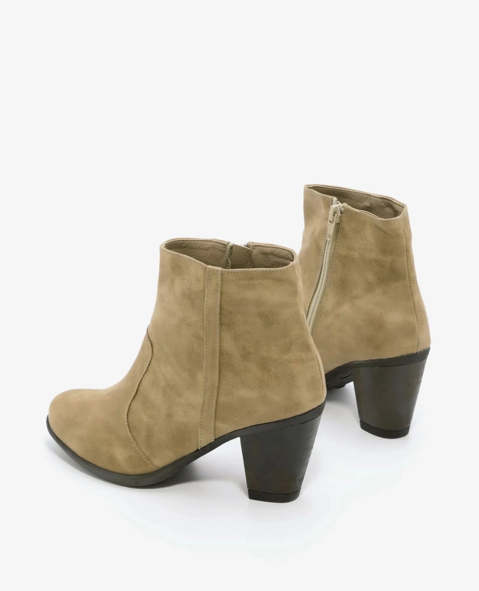 מגפוני עקב טבעוניים - ניל - B Unique