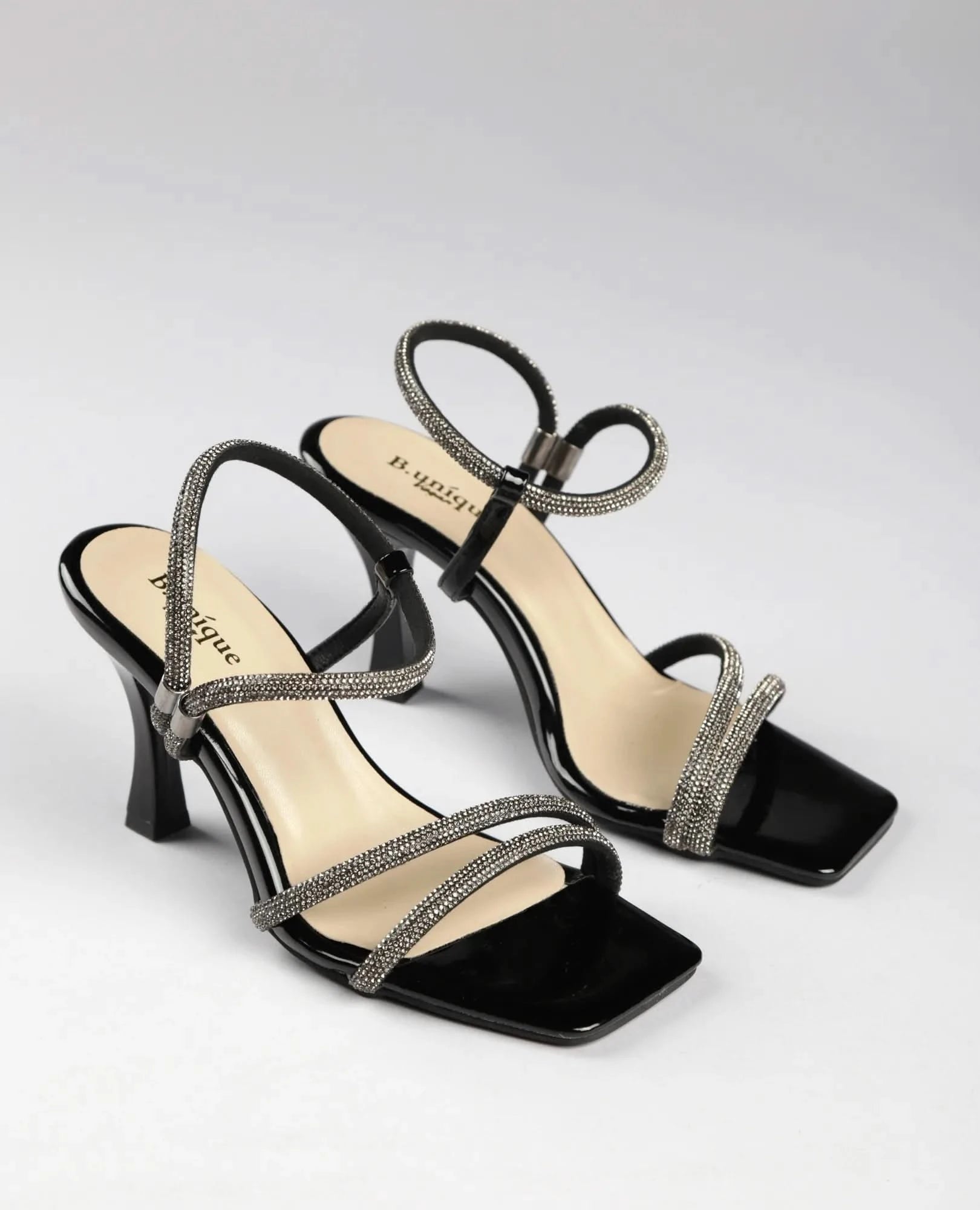 סנדלי עקב- רקפת - B Unique - סנדלי עקב