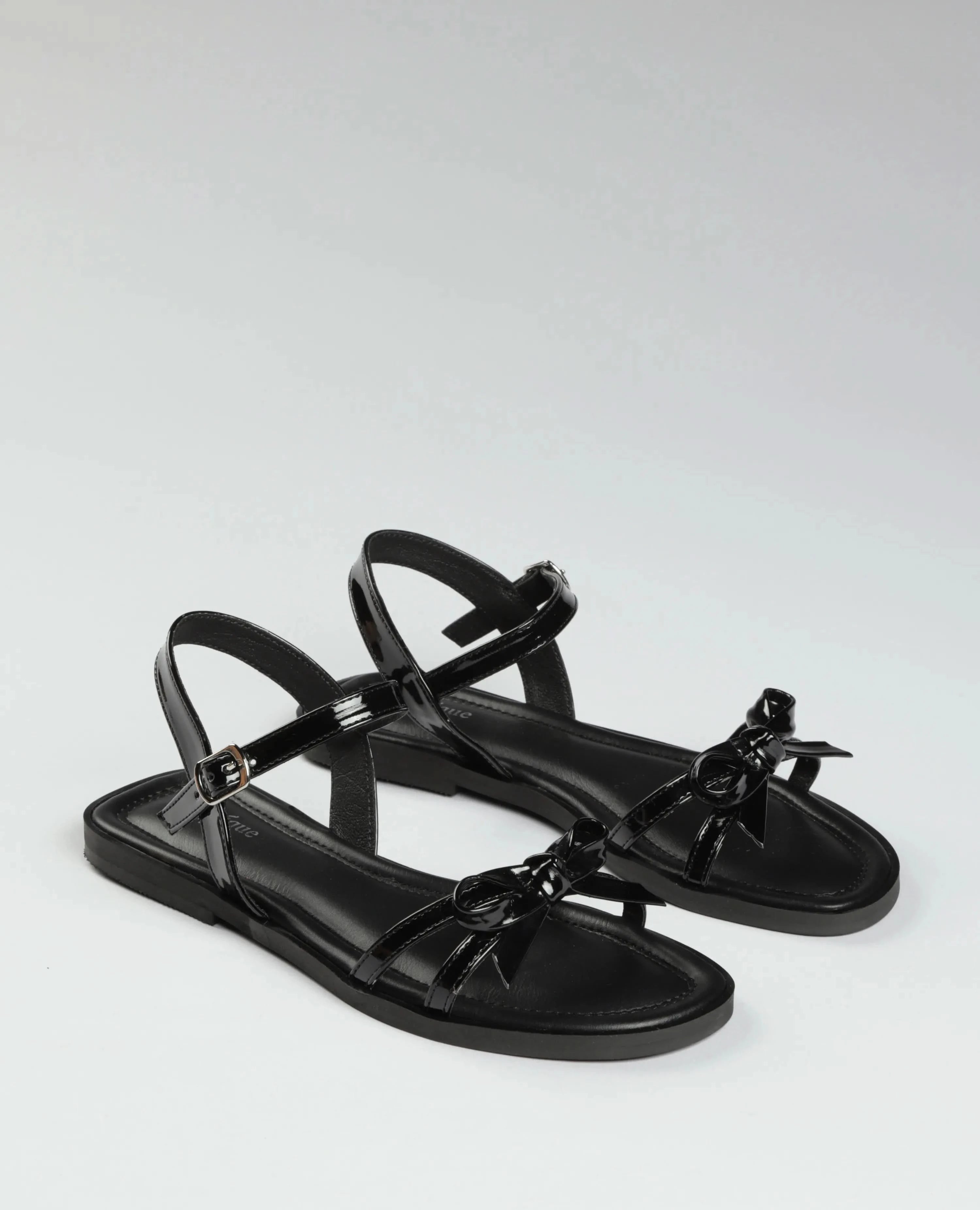 סנדלים שטוחים - רויטל - B Unique - סנדלים