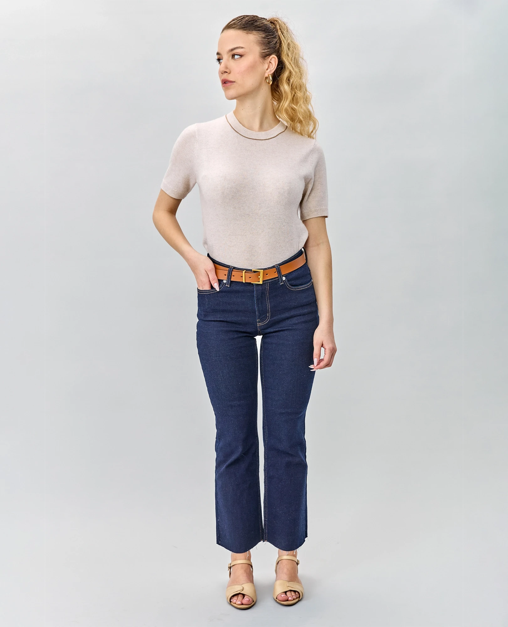 סנדלים קלאסיים - יולנדה - B Unique