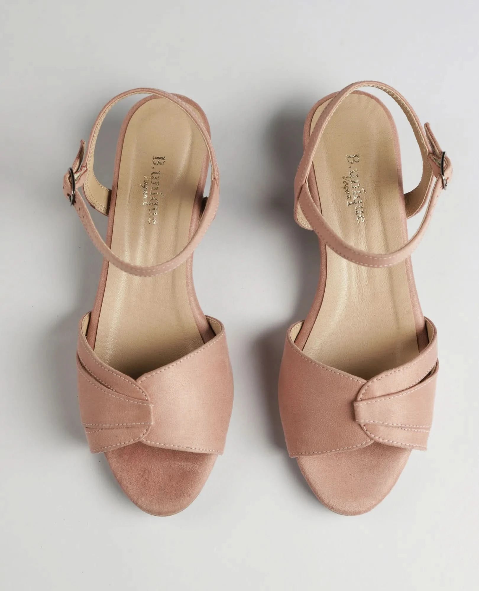 סנדלים קלאסיים - יולנדה - B Unique