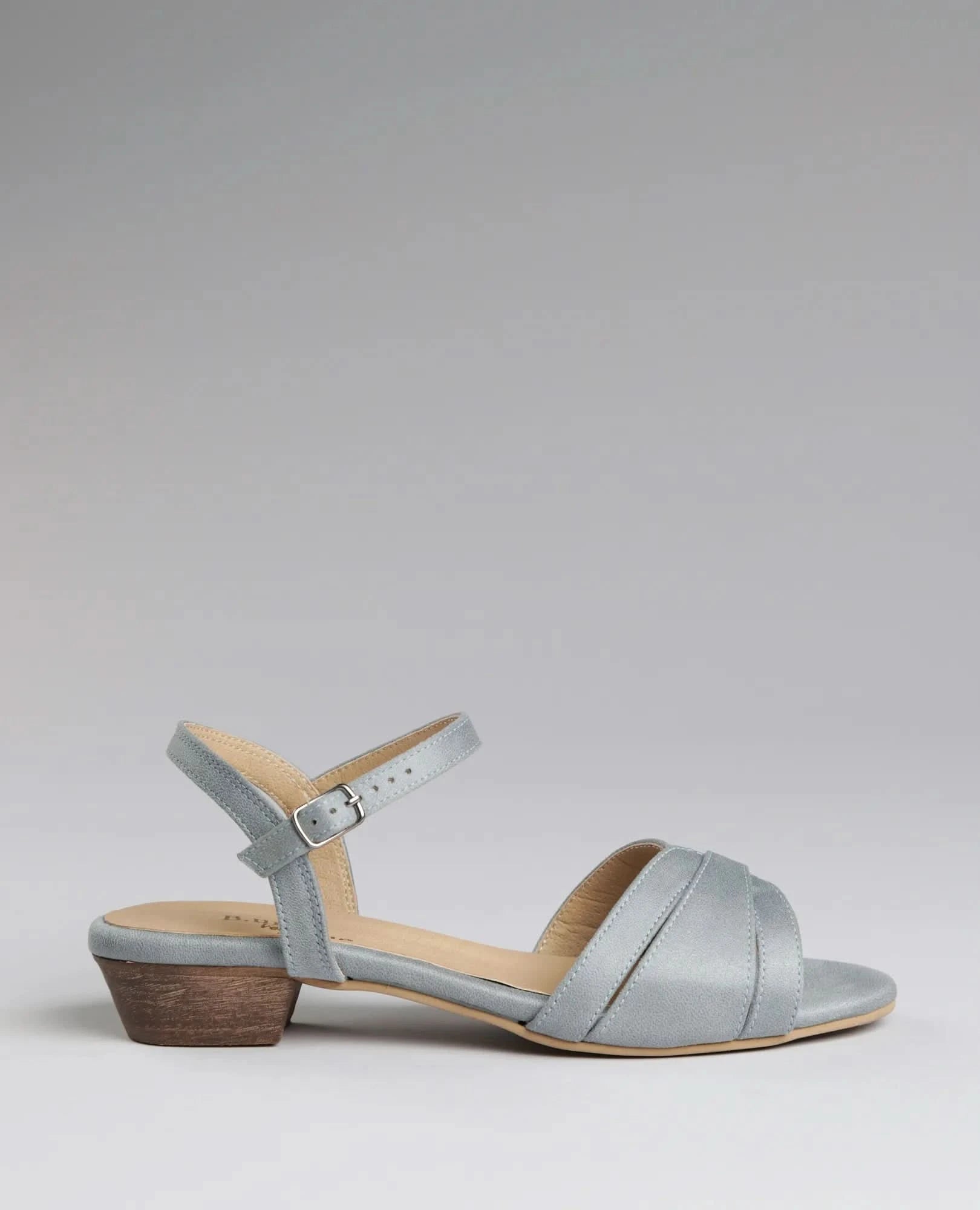 סנדלים קלאסיים - יולנדה - B Unique