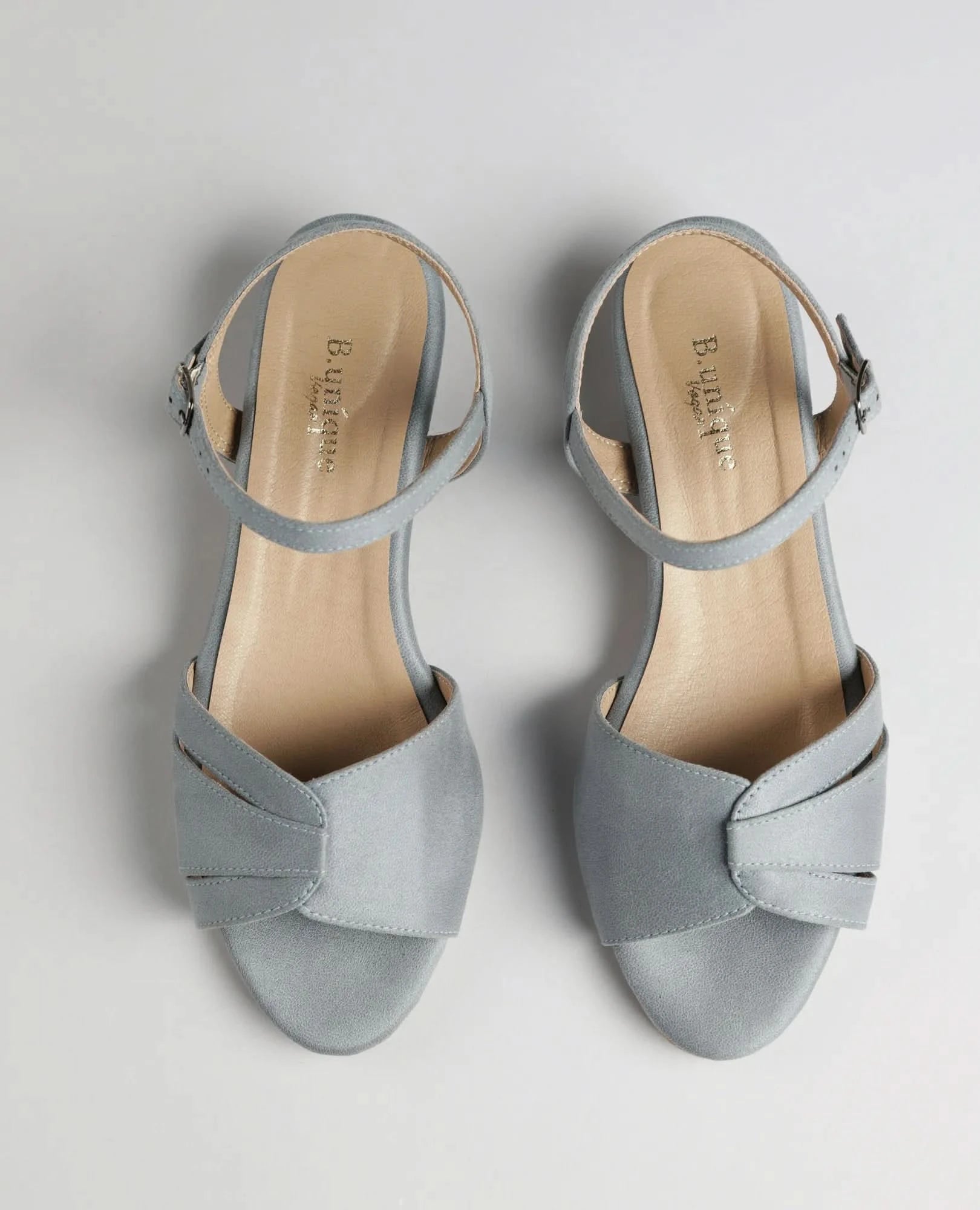 סנדלים קלאסיים - יולנדה - B Unique