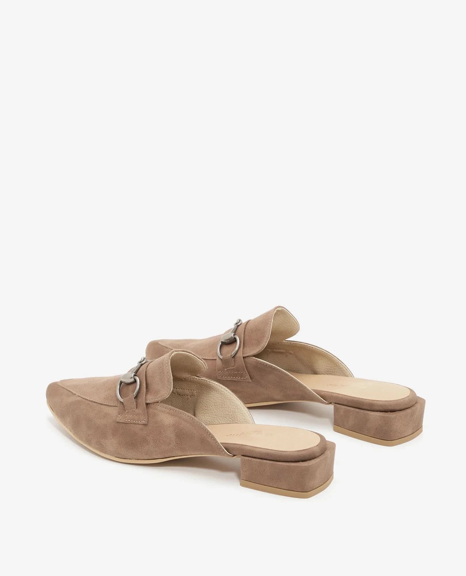 מיכל-כפכף שפיץ אורנומנט