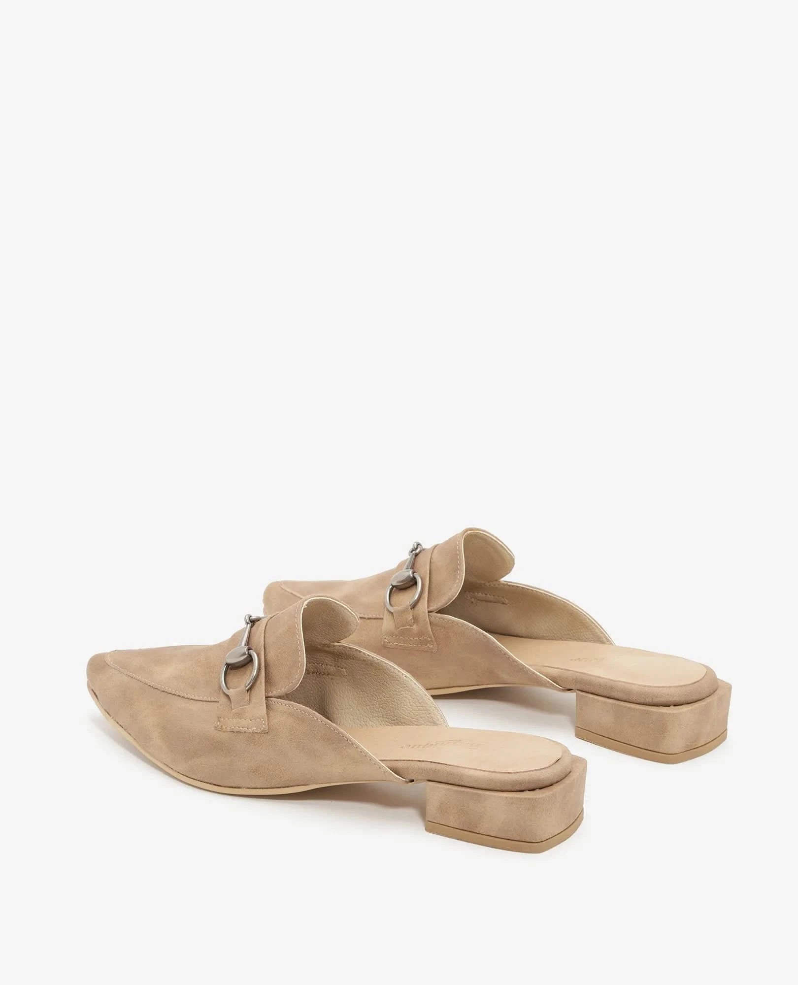 מיכל-כפכף שפיץ אורנומנט