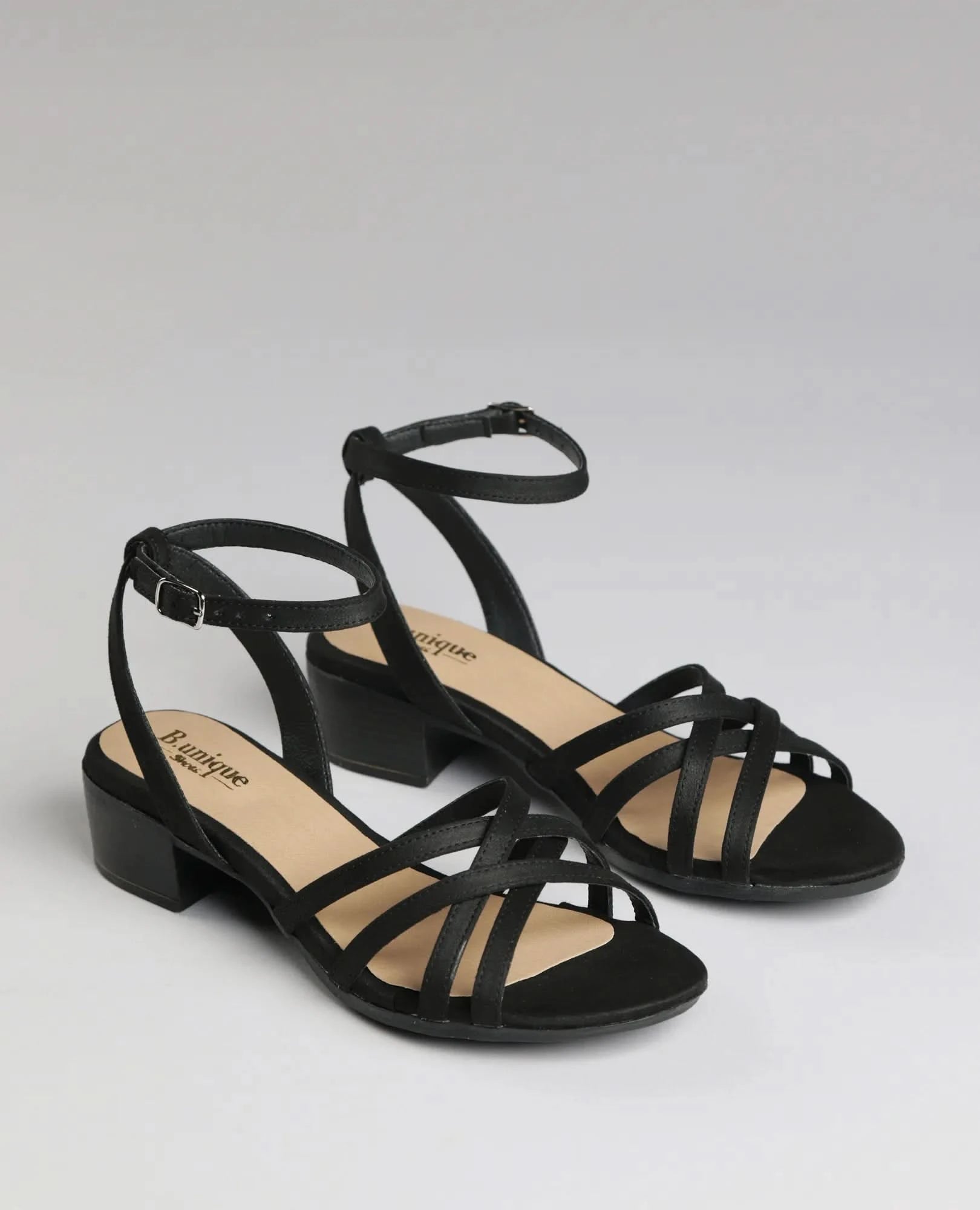 סנדלי רצועות - ג'רלדין - B Unique
