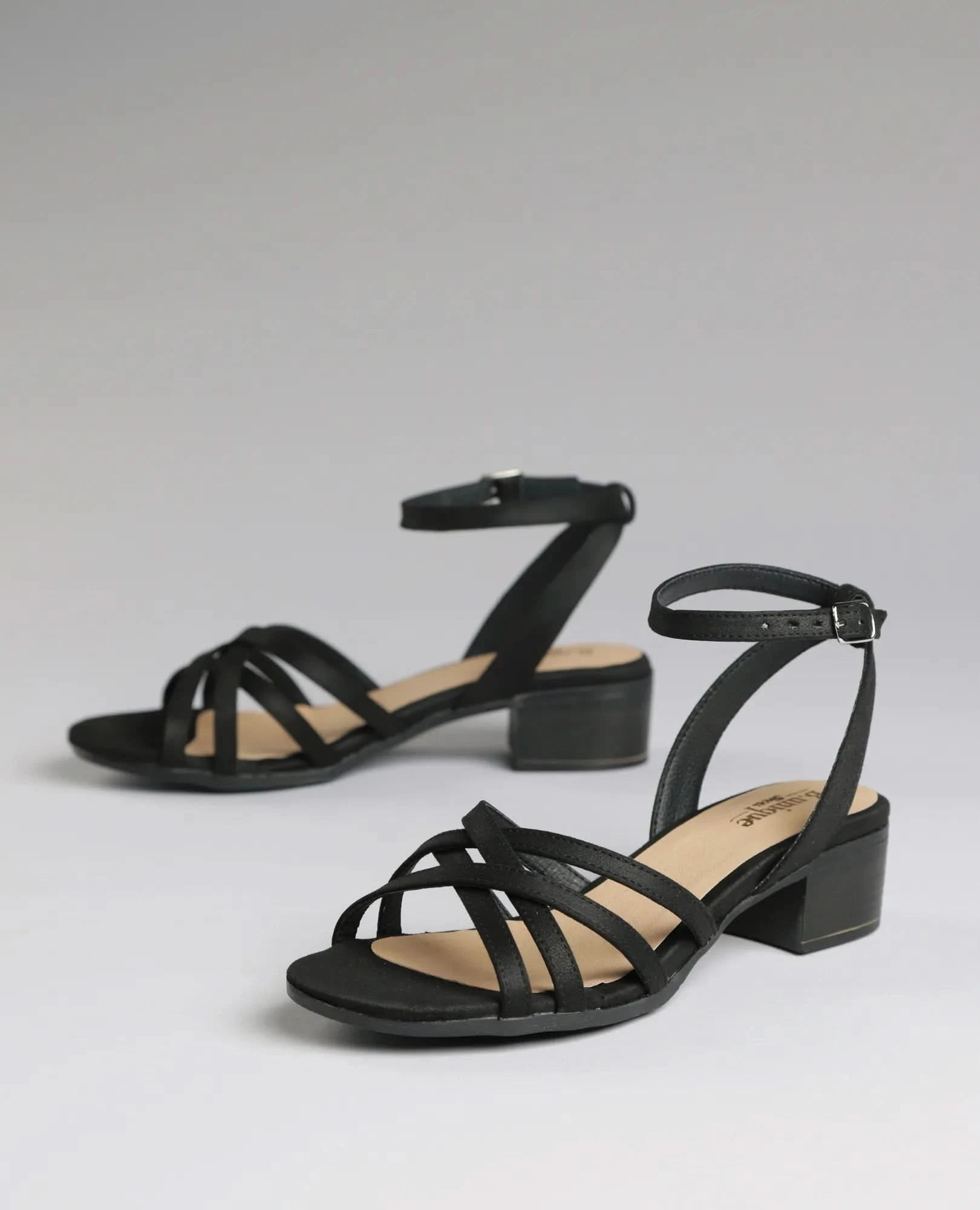 סנדלי רצועות - ג'רלדין - B Unique