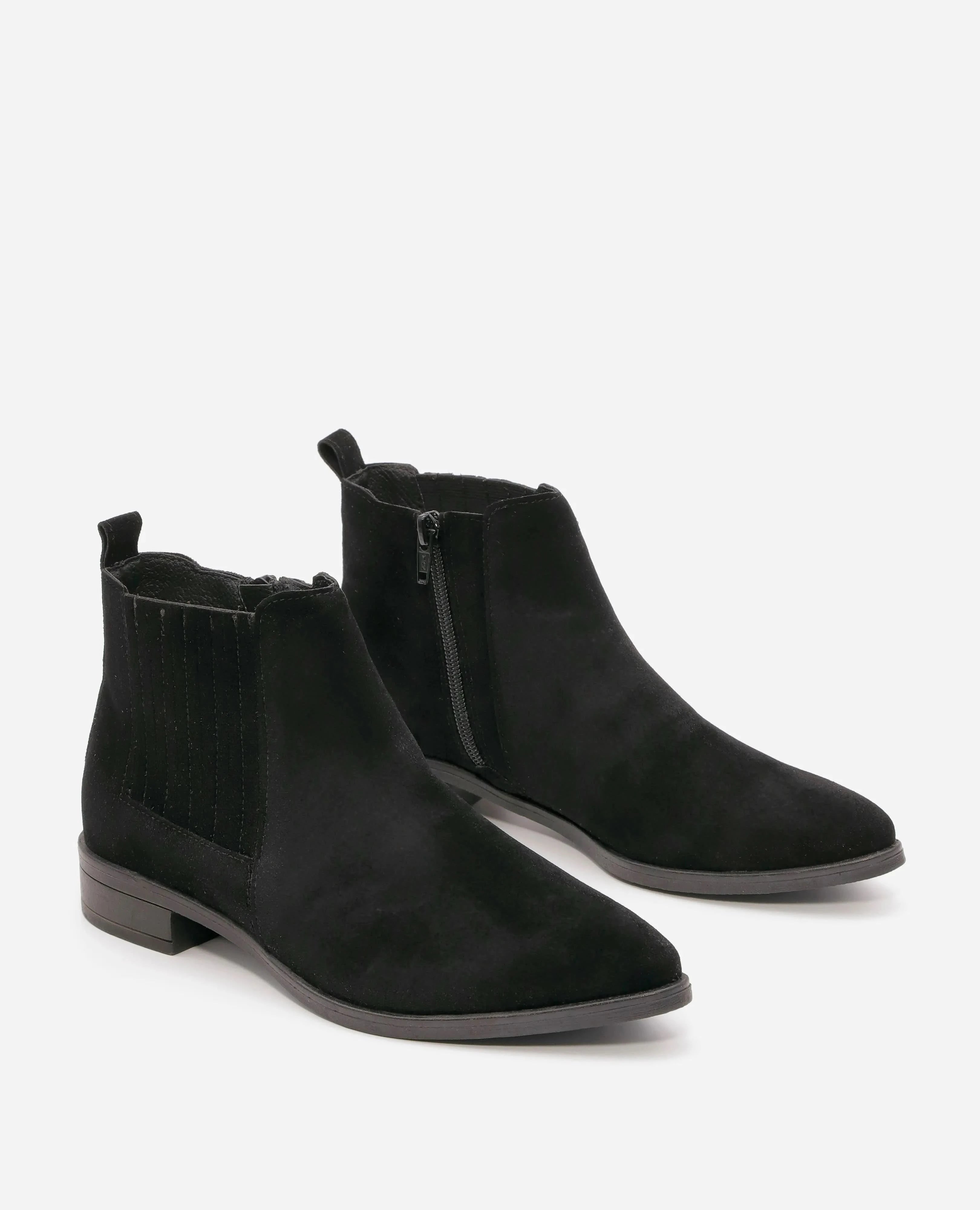 מגפונים דמוי זמש - אליסיה - B Unique