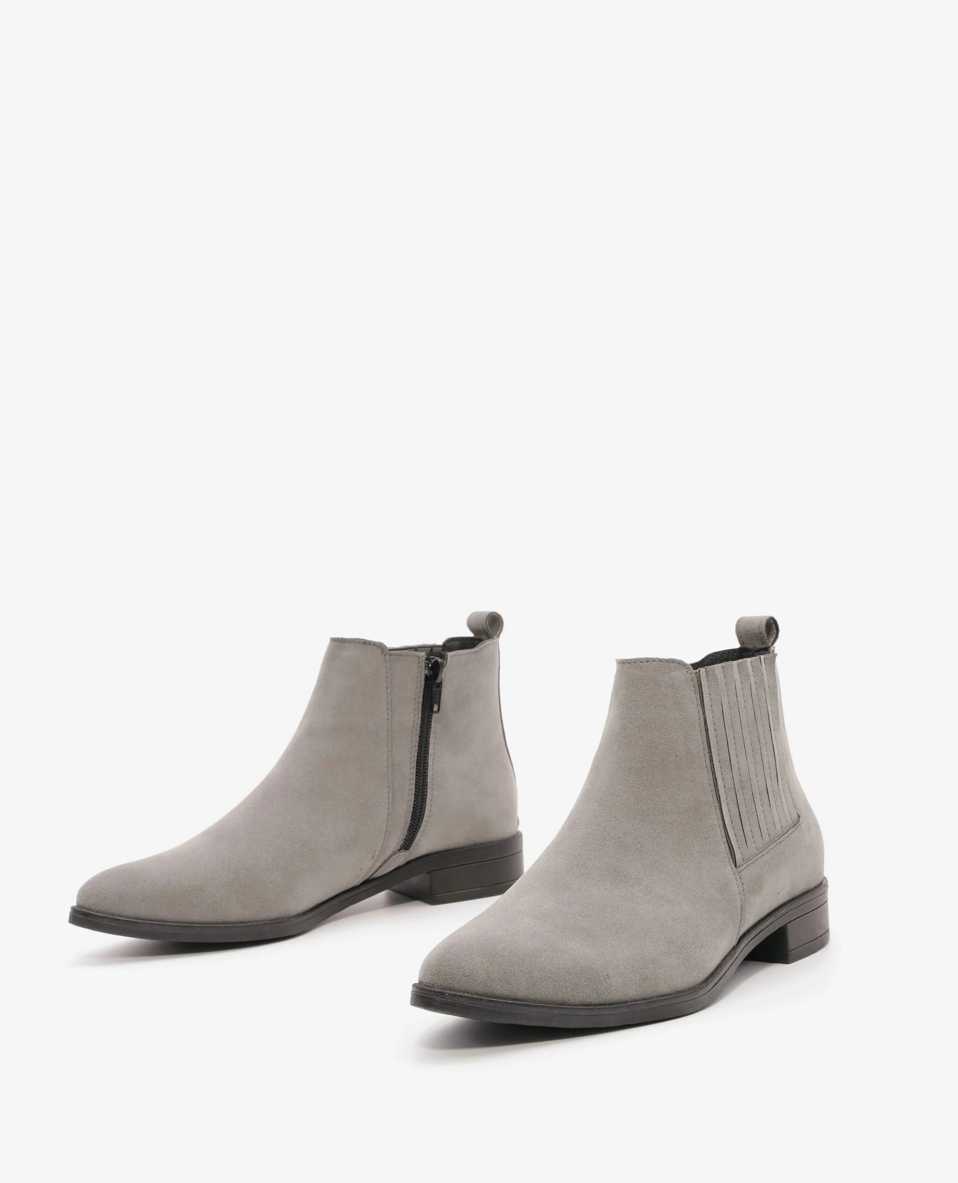 מגפונים דמוי זמש - אליסיה - B Unique