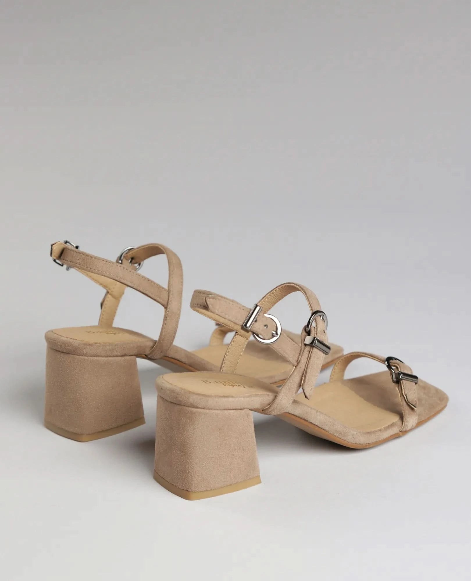 סנדל עקב- סנדרין - B Unique