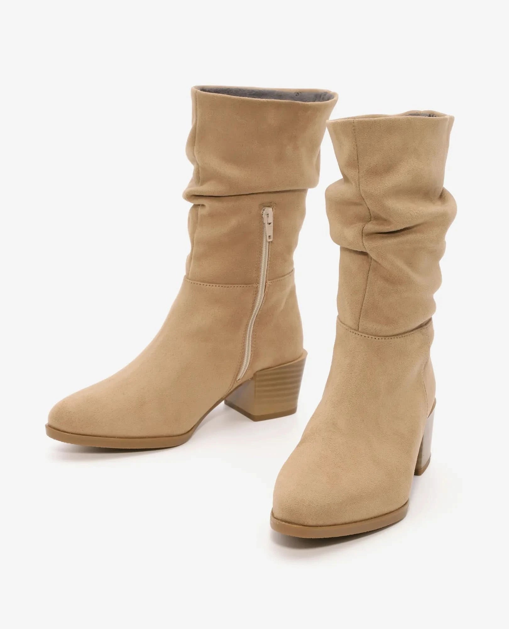 מגפוני עקב- בטי - B Unique