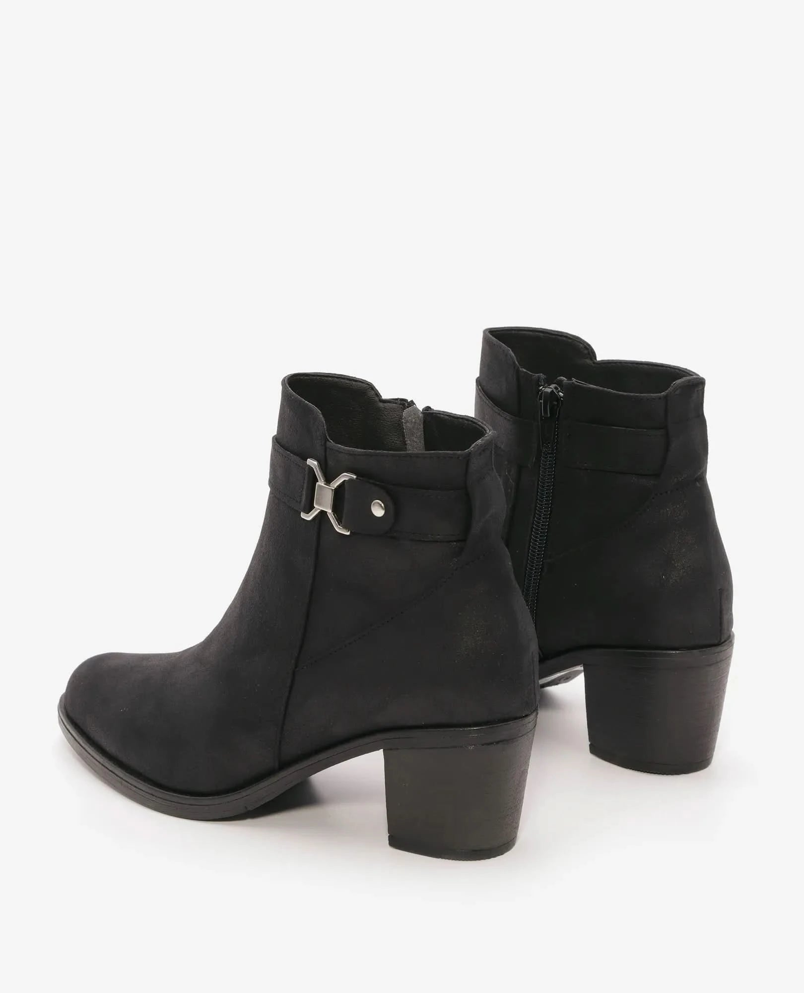 מגפוני עקב- אווה - B Unique