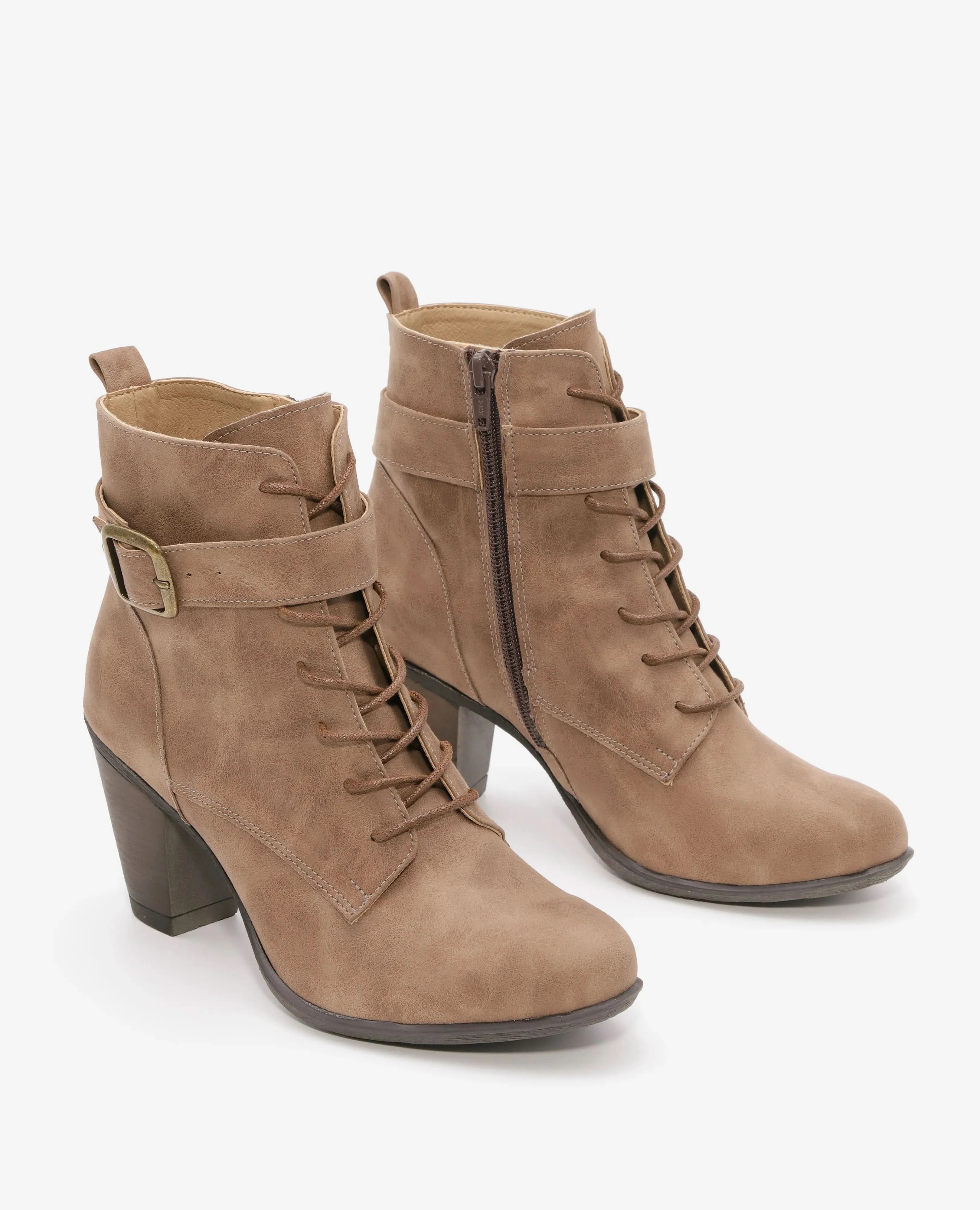 מגפוני עקב קלאסי- אשלי- בי יוניק