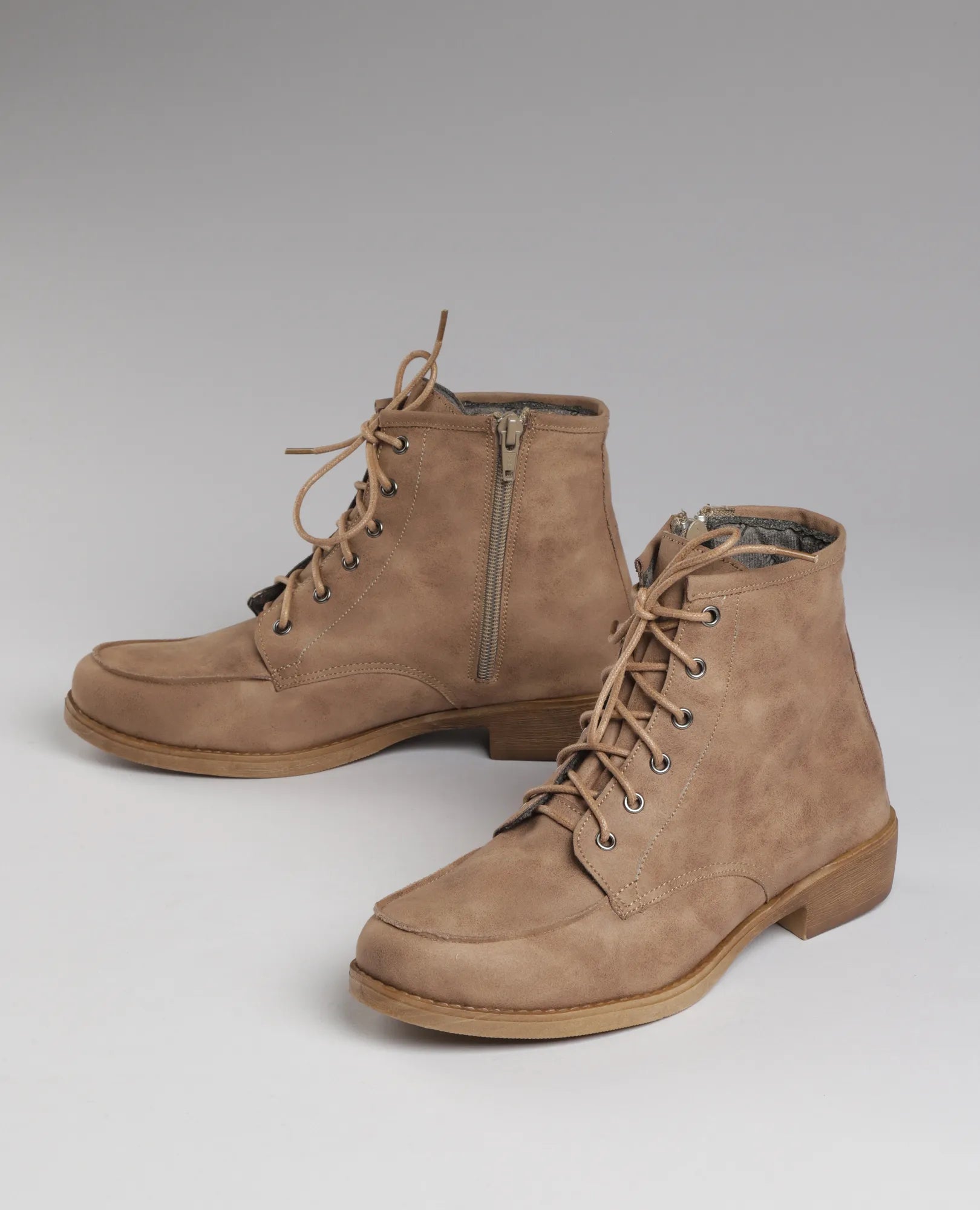 מגפוני שרוכים - ניב - B Unique - מגפונים