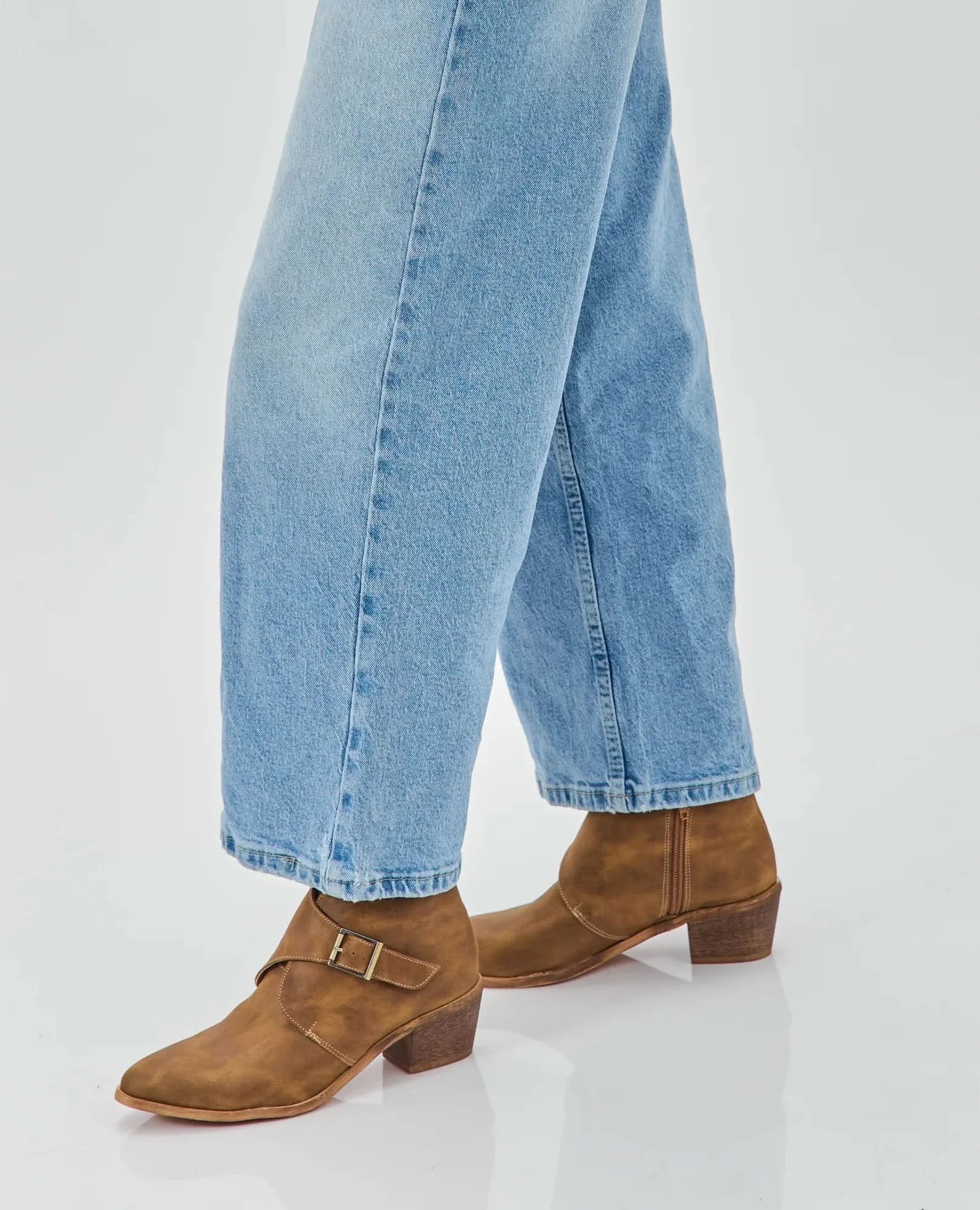 מגפוני עקב - קורל - B Unique - מגפונים