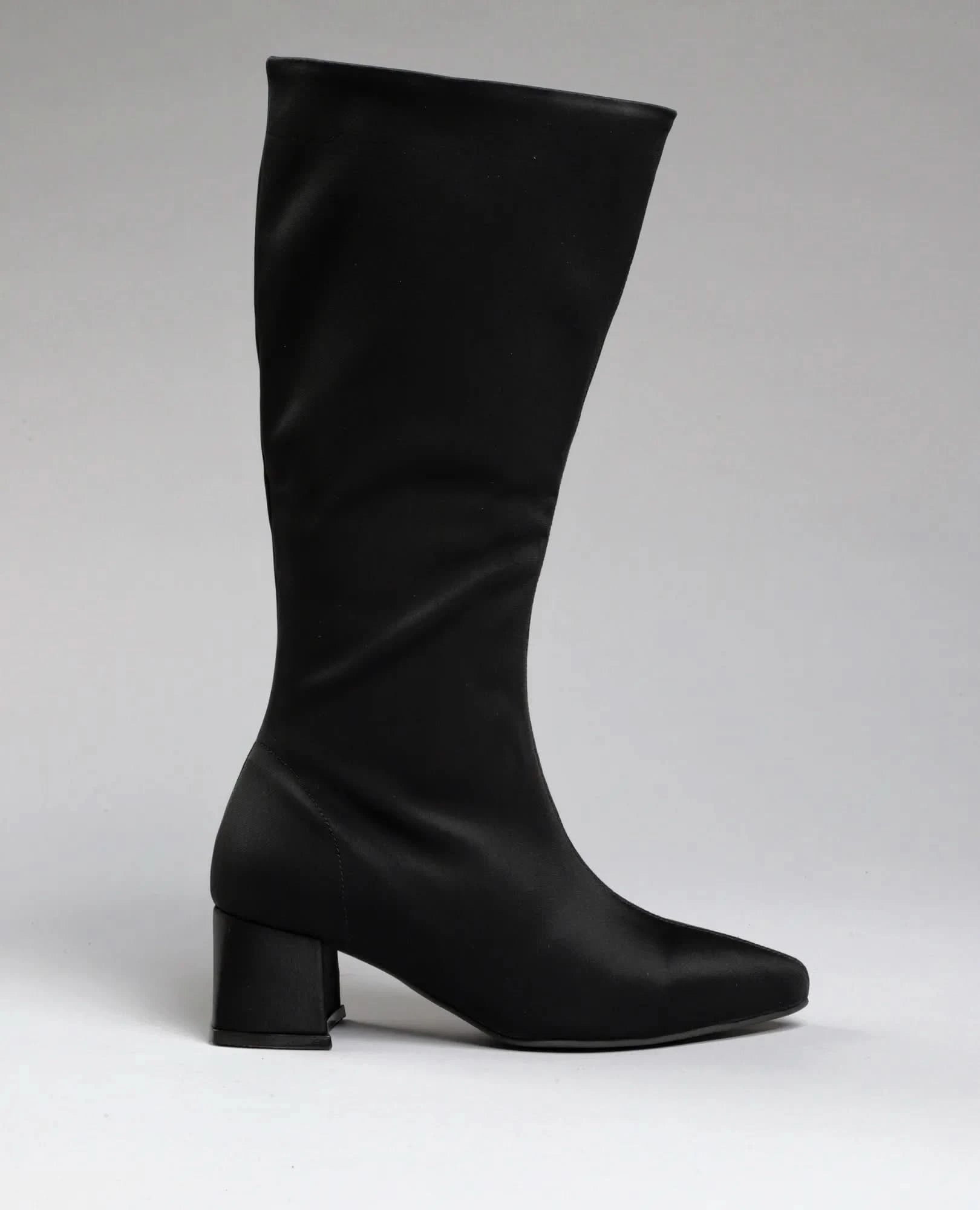 מגפי עקב - גלית - B Unique - מגפיים