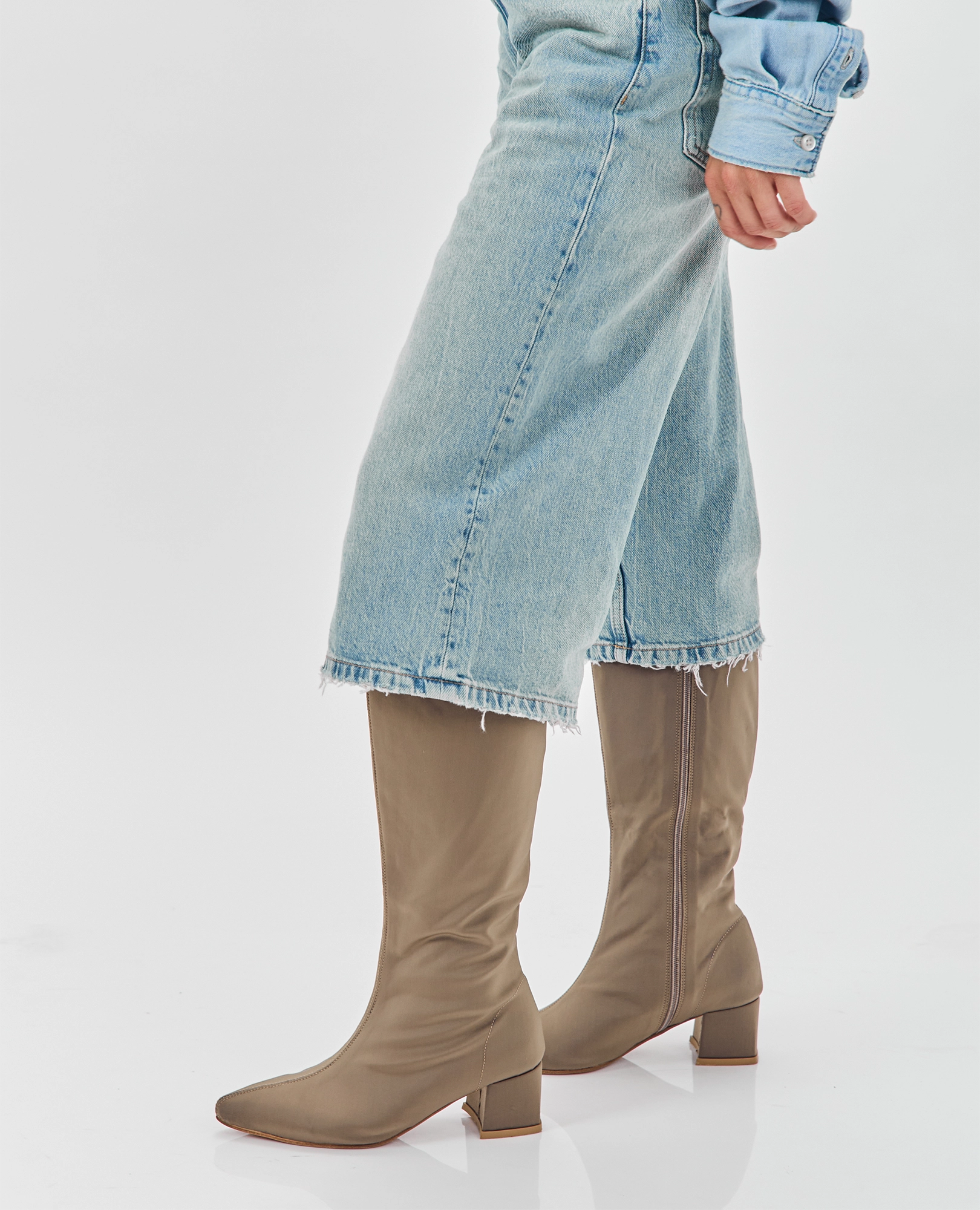 מגפי עקב - גלית - B Unique - מגפיים