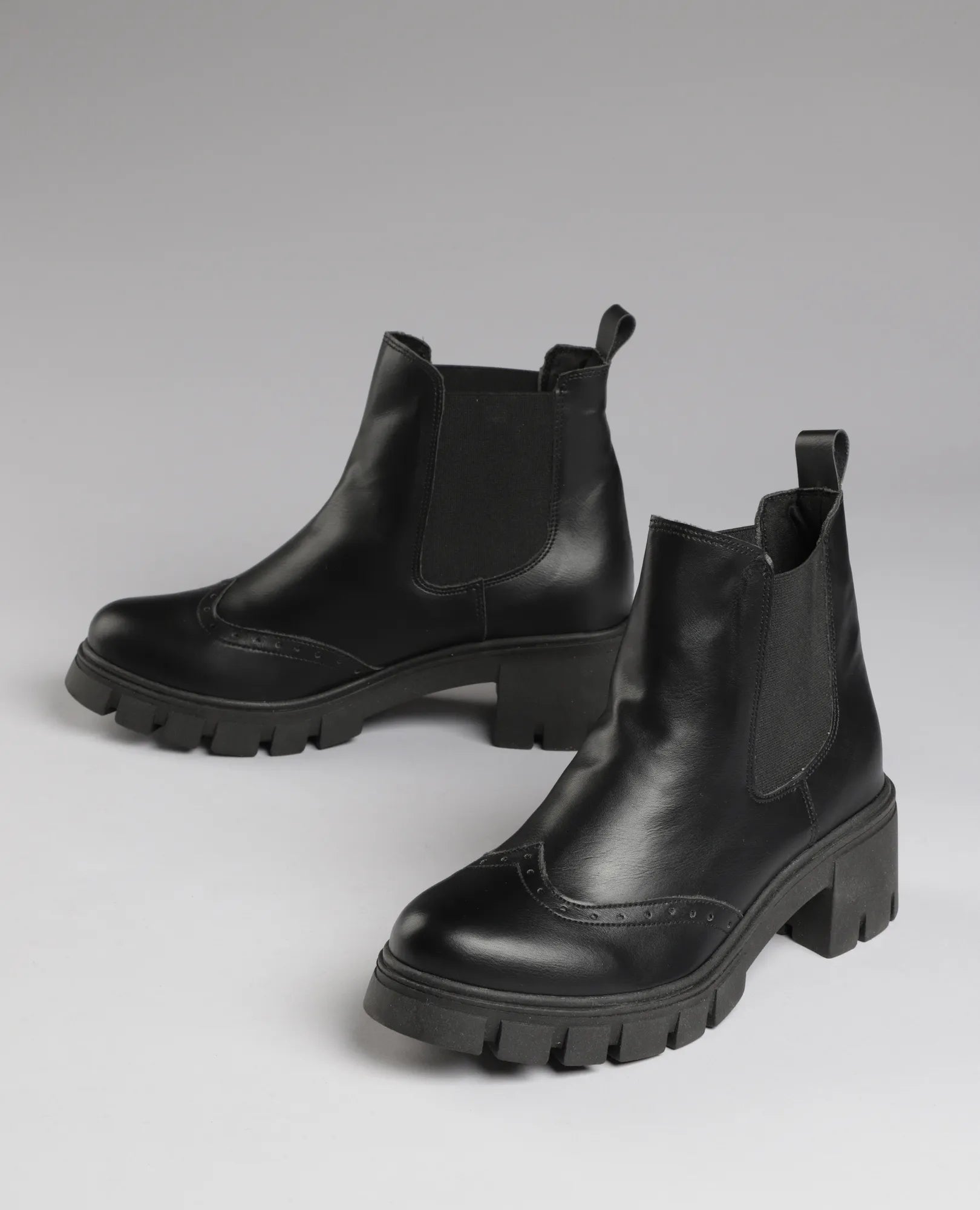 מגפוני צ'לסי - אביב - B Unique - מגפונים